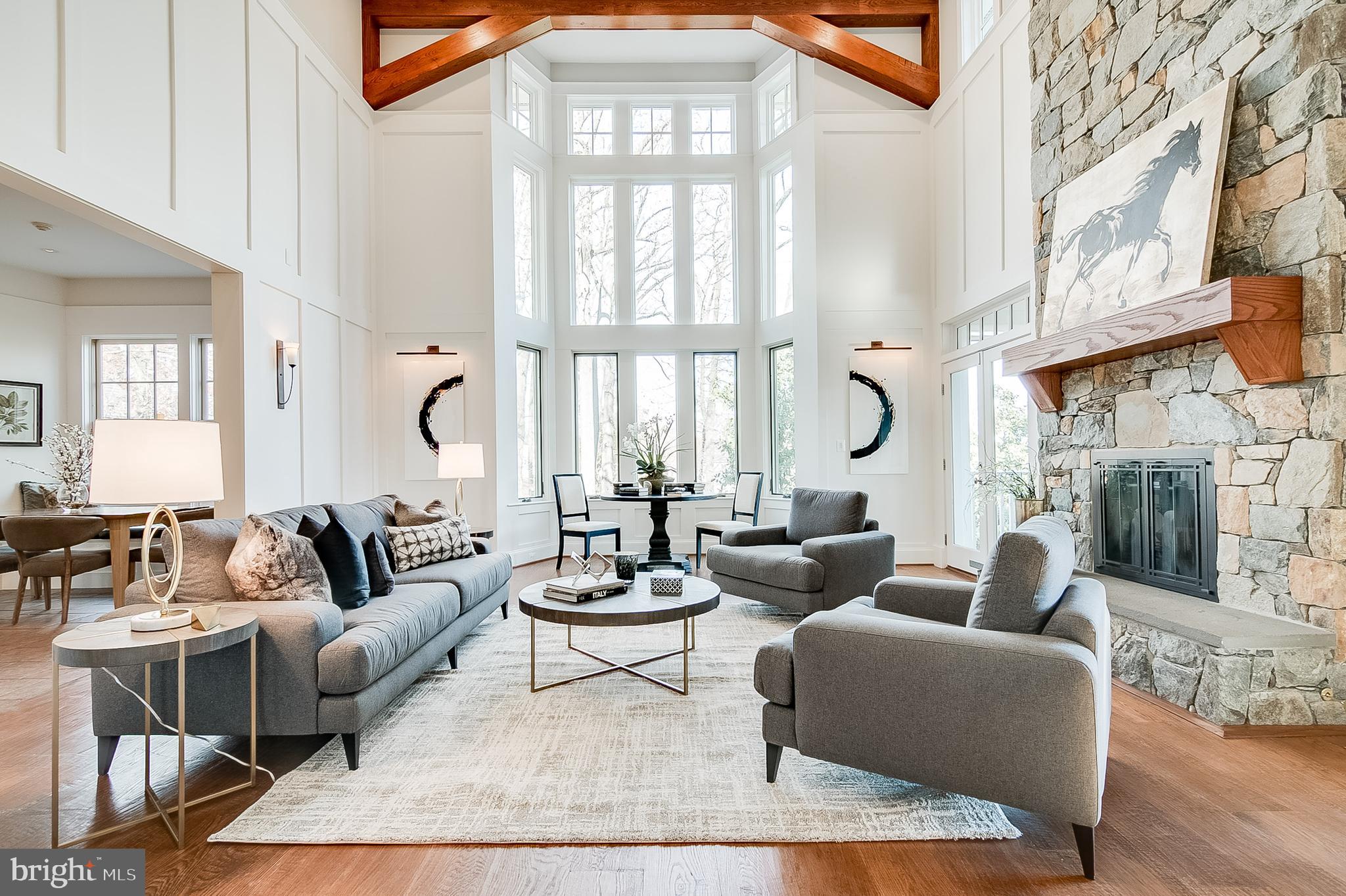 COUNTRY CLUB HILLS - Residential