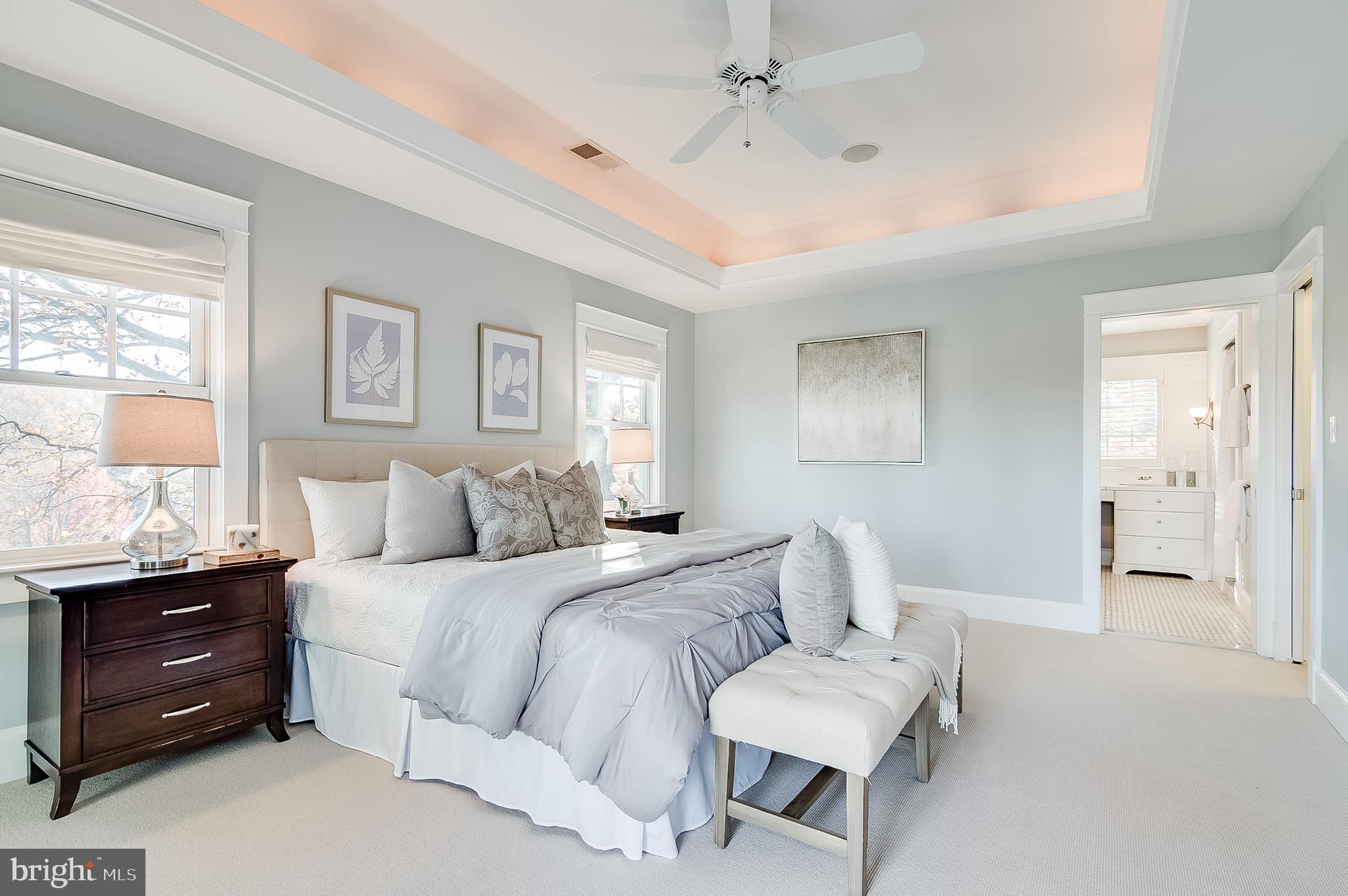 COUNTRY CLUB HILLS - Residential