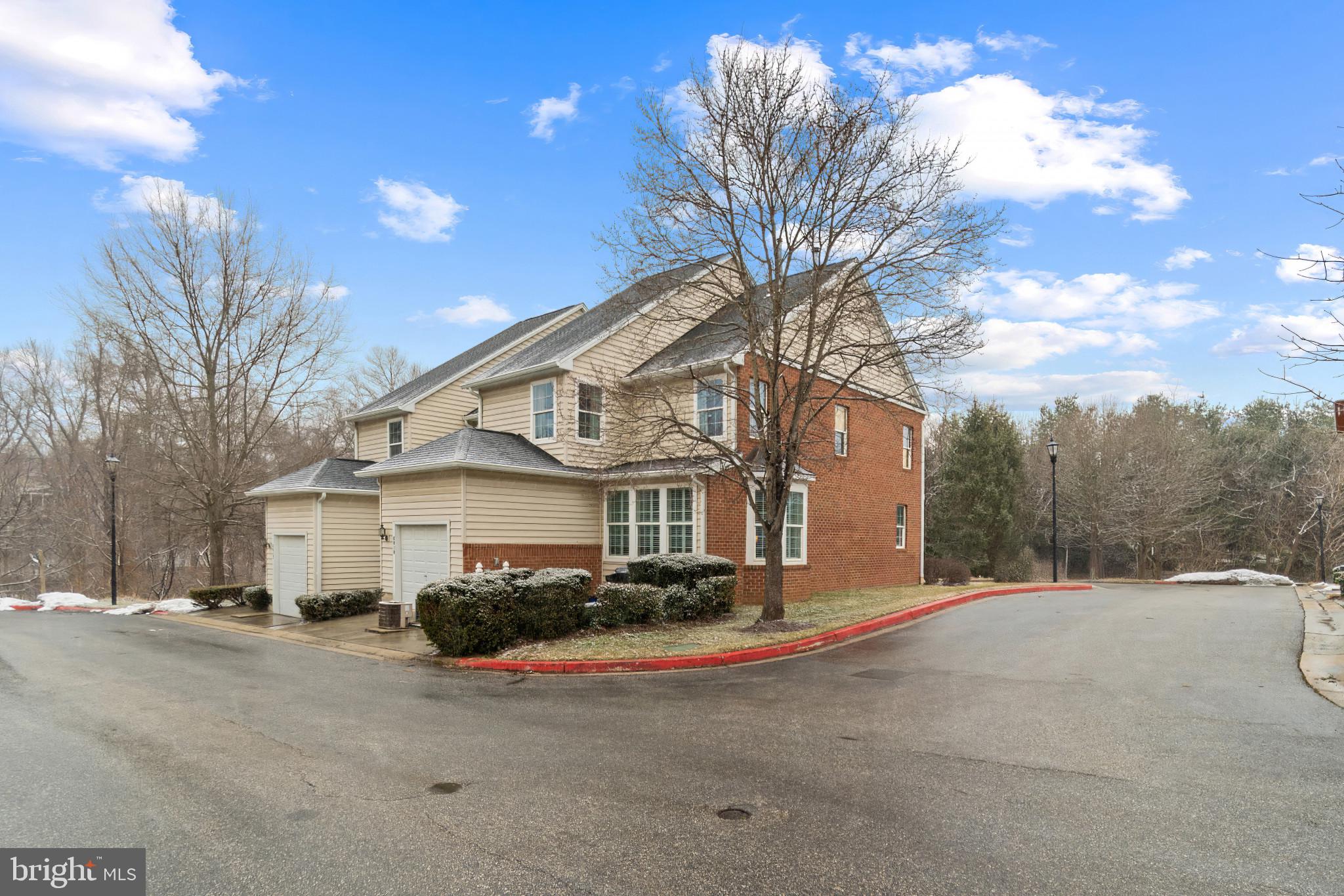 FIELDSTONE - Residential