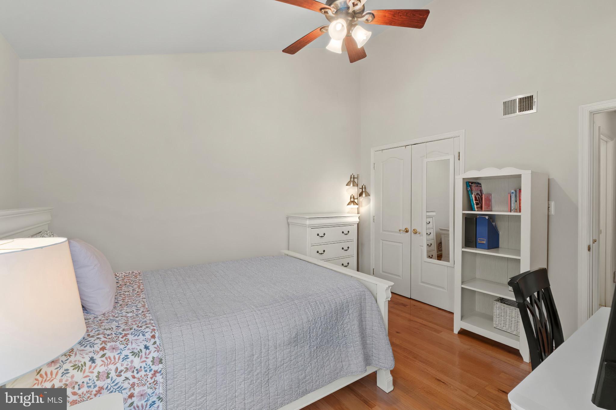 FIELDSTONE - Residential