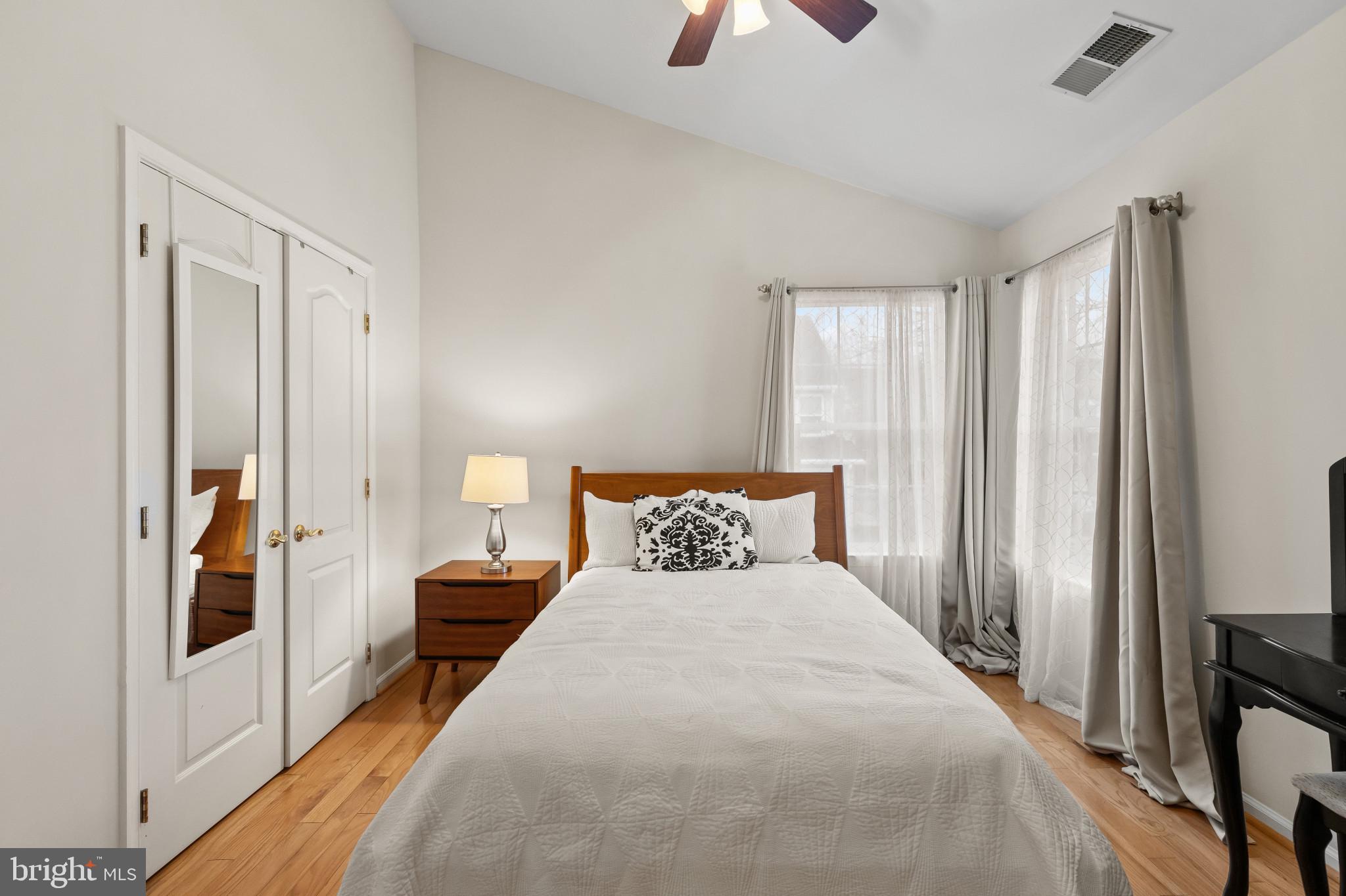 FIELDSTONE - Residential