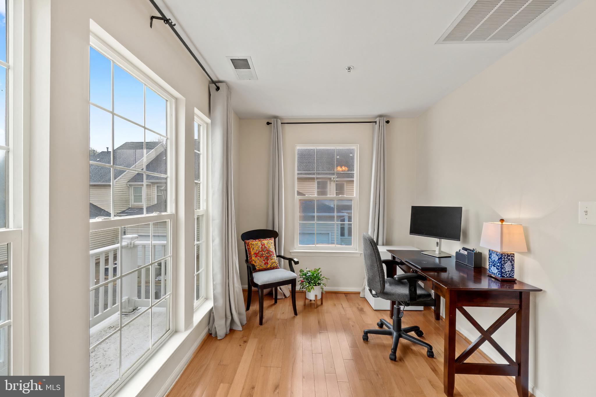 FIELDSTONE - Residential