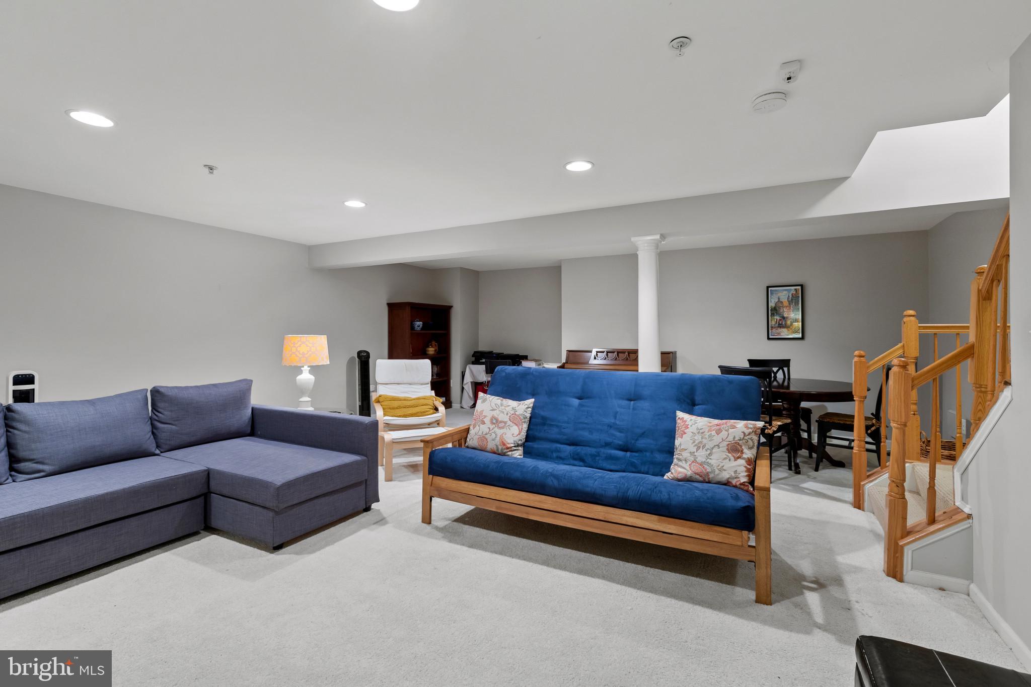 FIELDSTONE - Residential