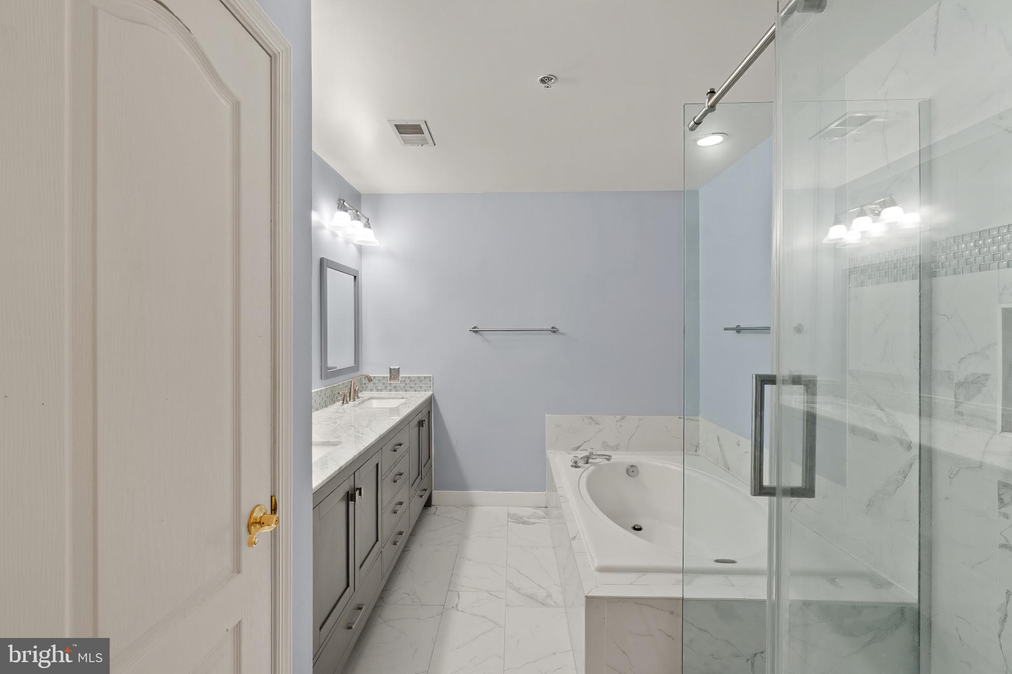 FIELDSTONE - Residential