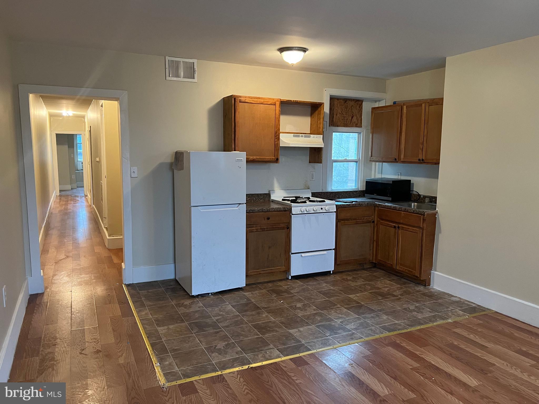 PARKSIDE - Commercial Sale