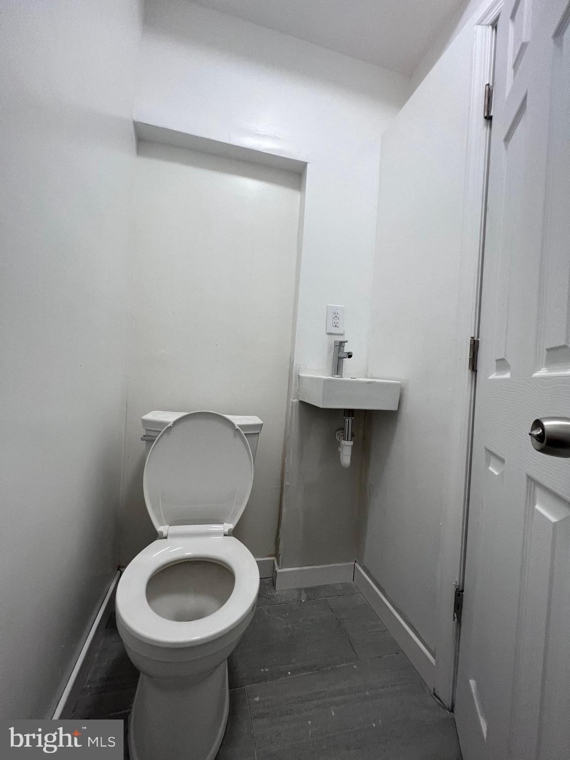 PARKSIDE - Commercial Sale