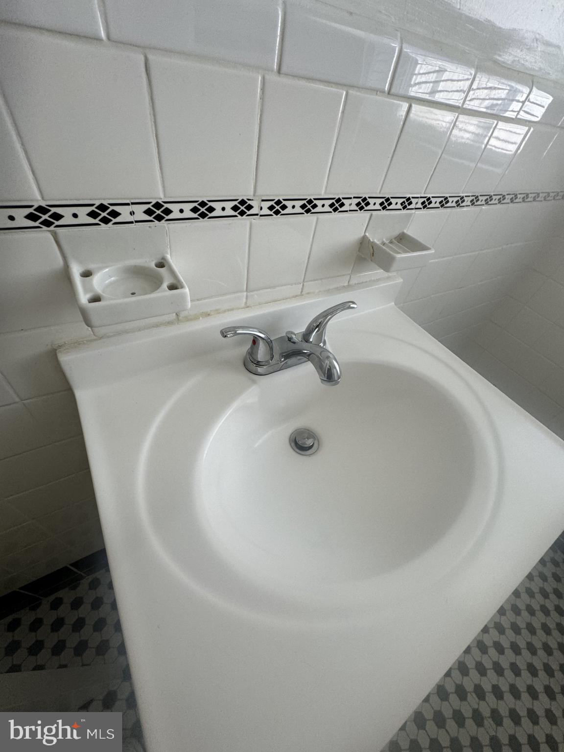 PARKSIDE - Commercial Sale