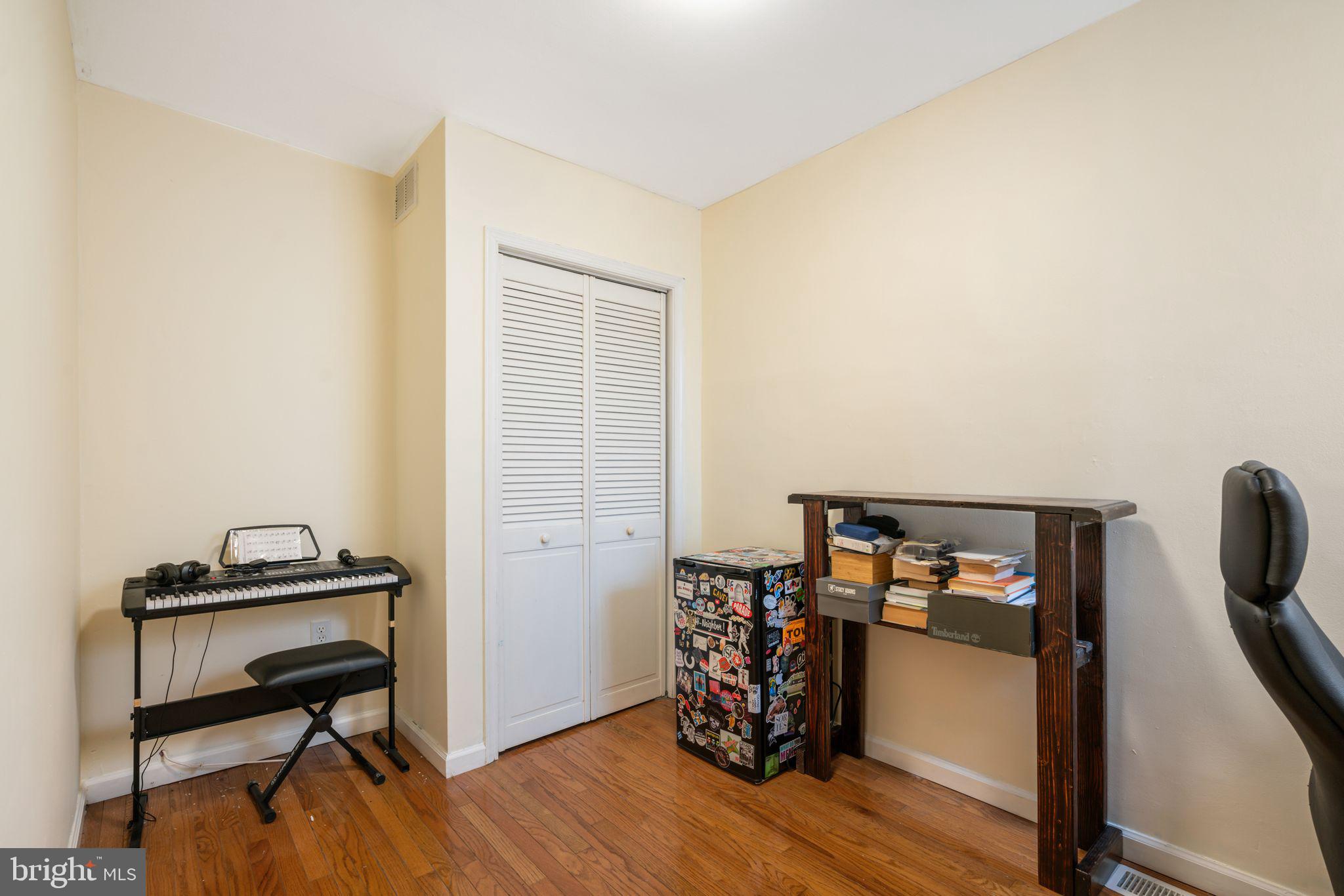 PHILADELPHIA (SOUTH) - Residential Lease