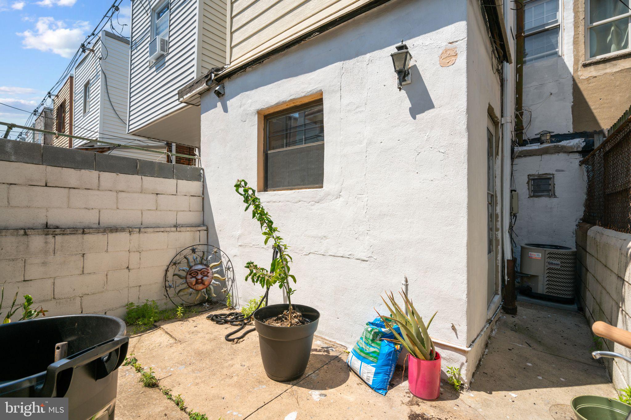 PHILADELPHIA (SOUTH) - Residential Lease