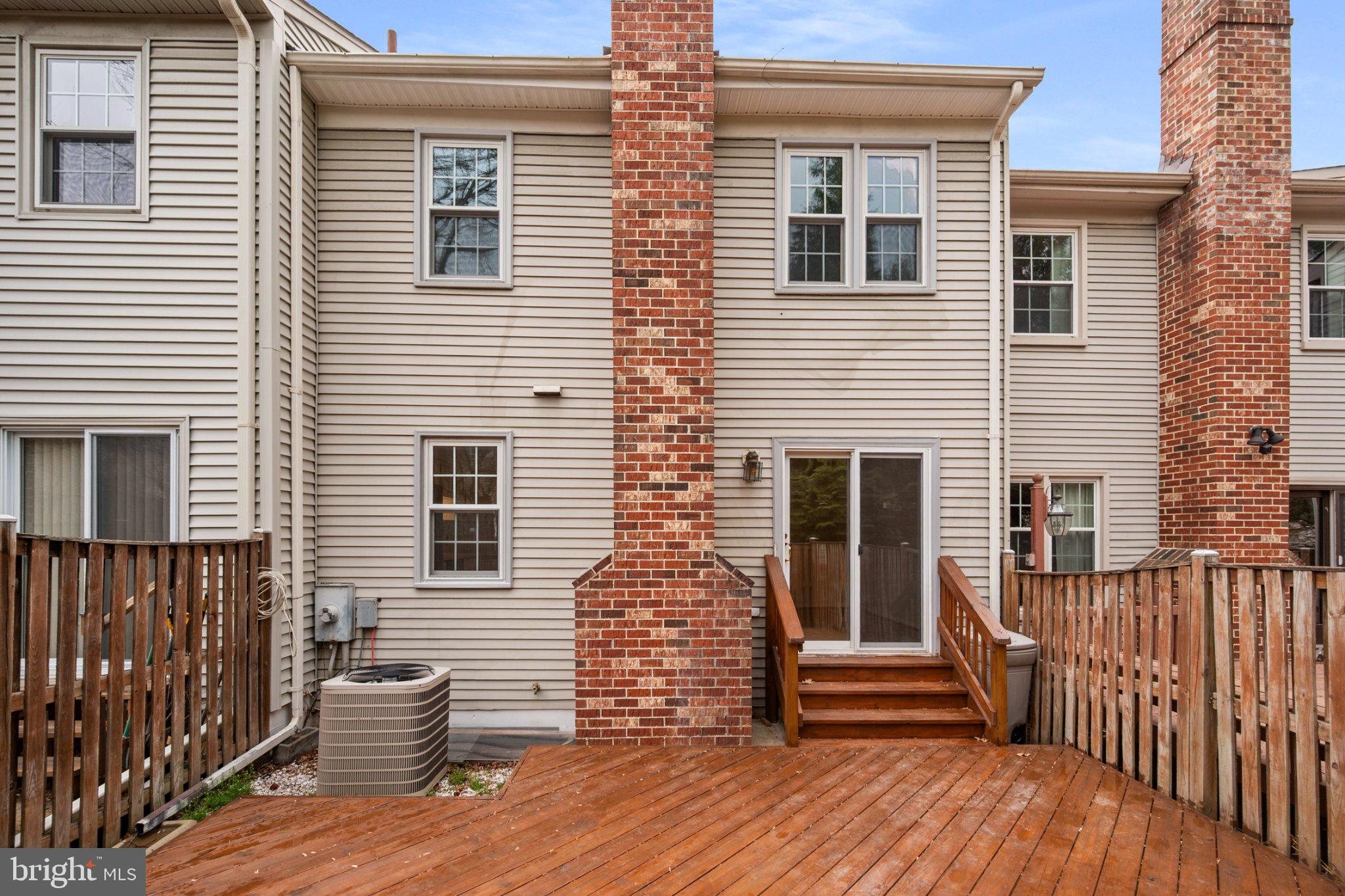 COUNTRY CREEK - Residential