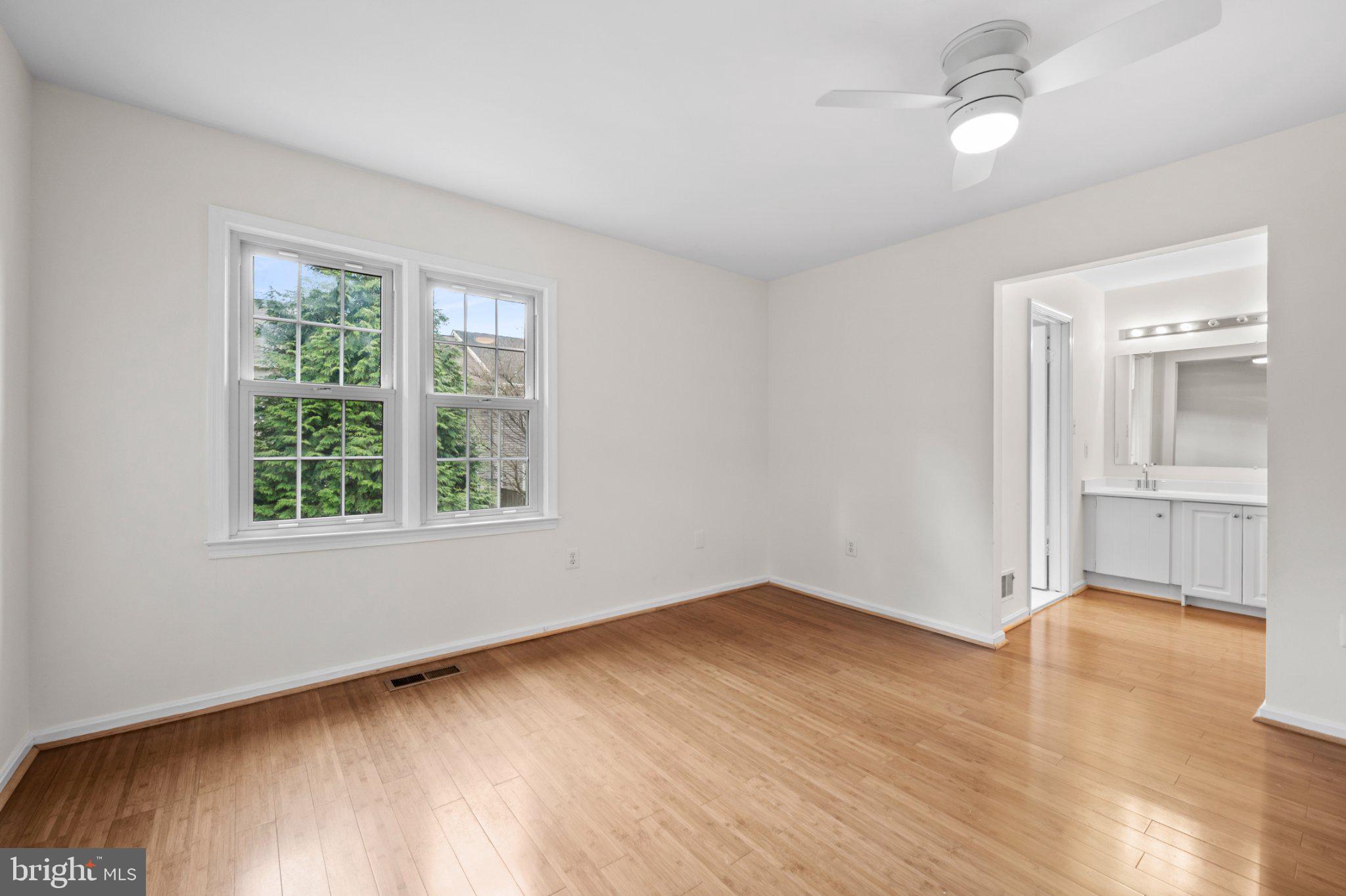 COUNTRY CREEK - Residential