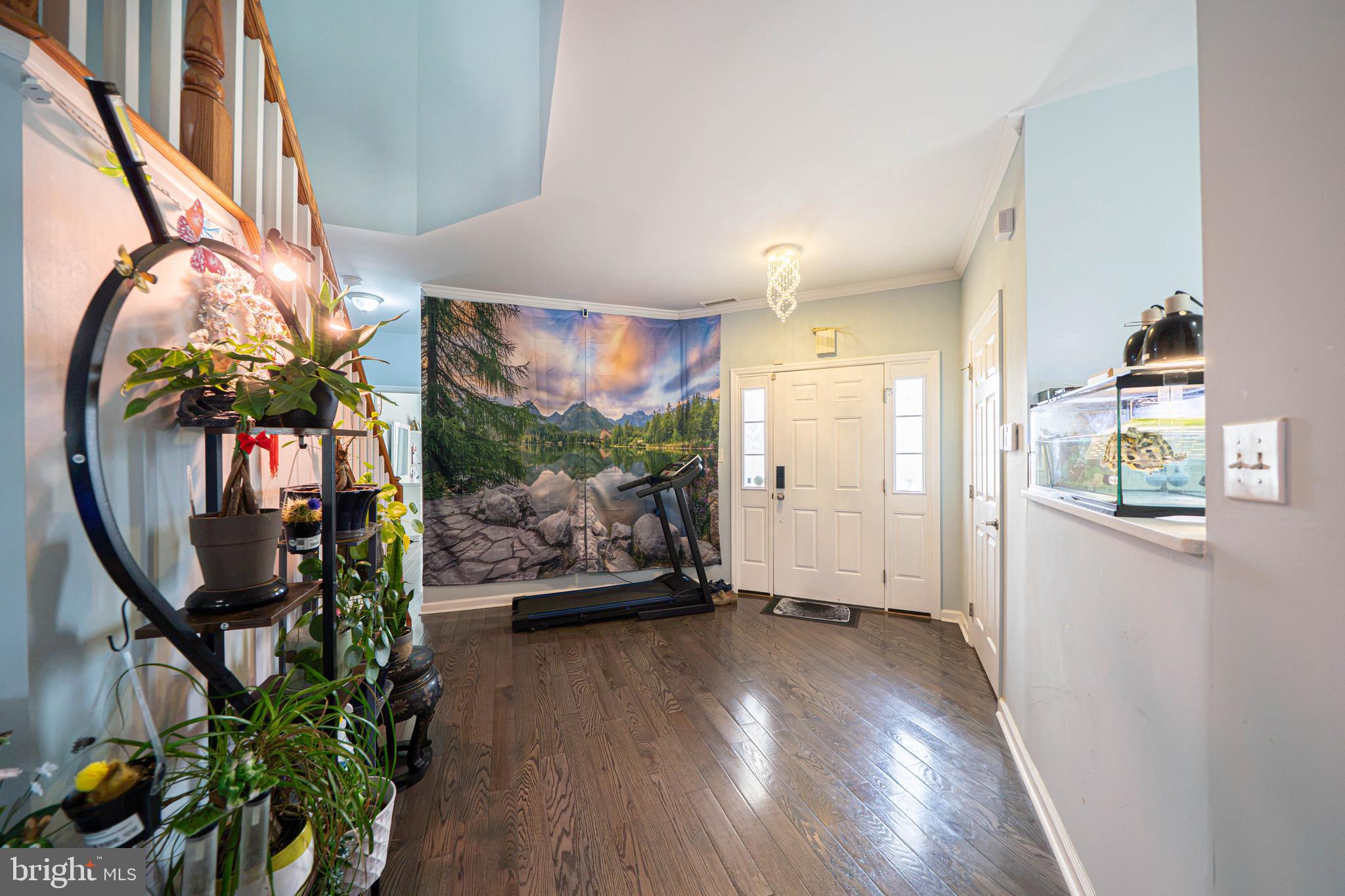 2672 HONEYSUCKLE LANE