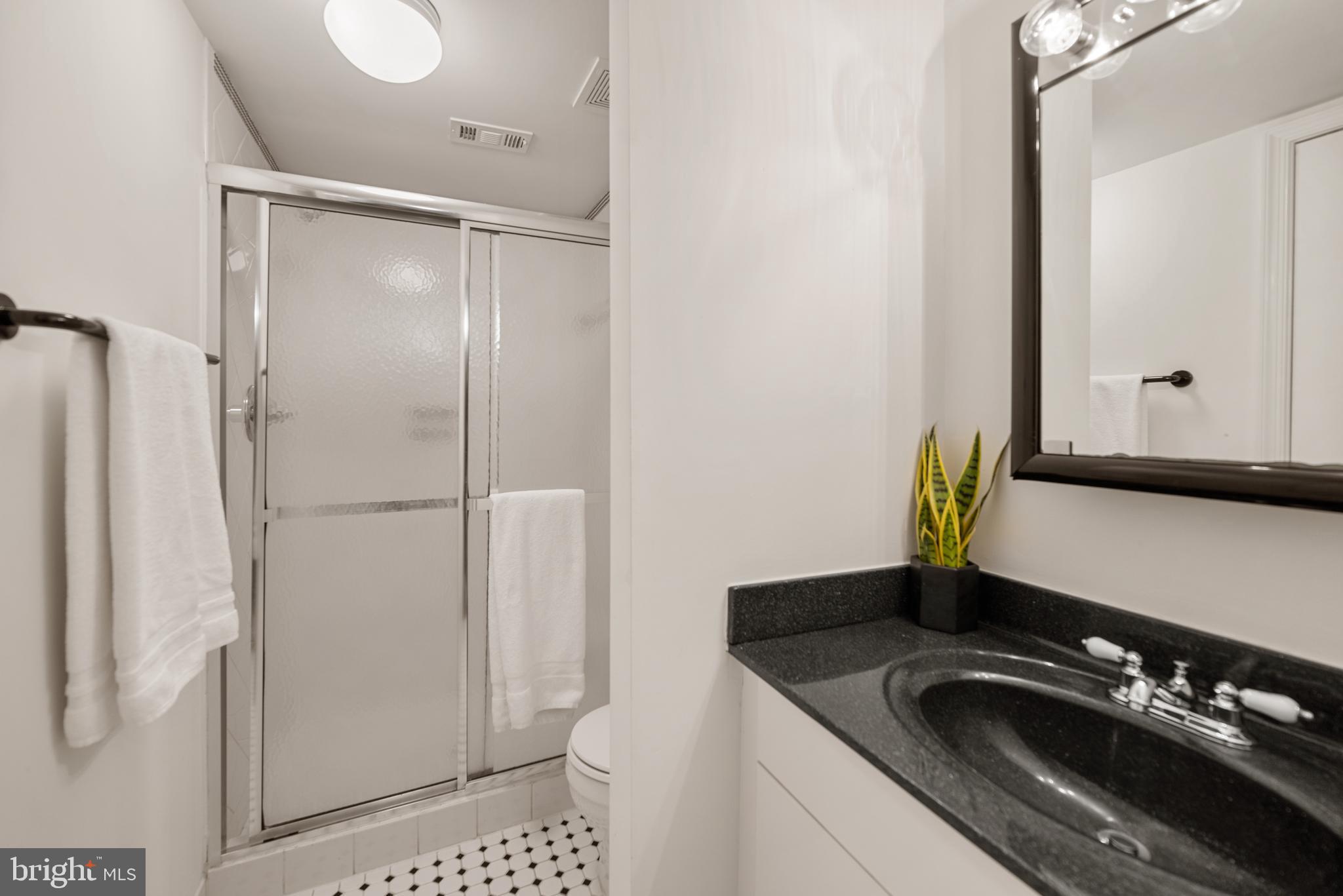 BEDFORD PARK - Residential