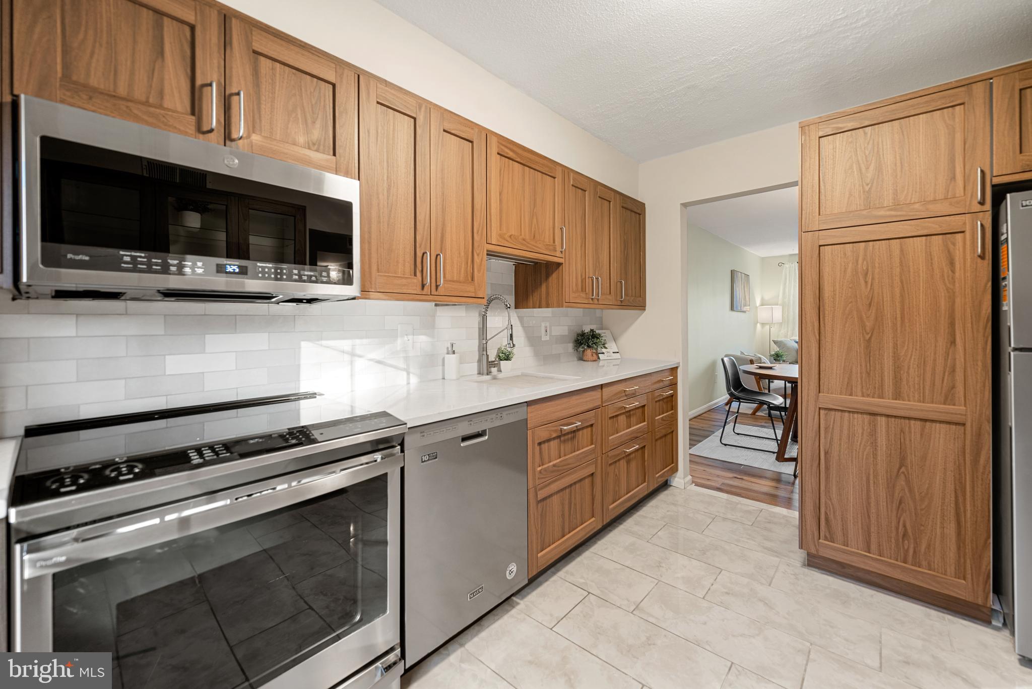 BEDFORD PARK - Residential