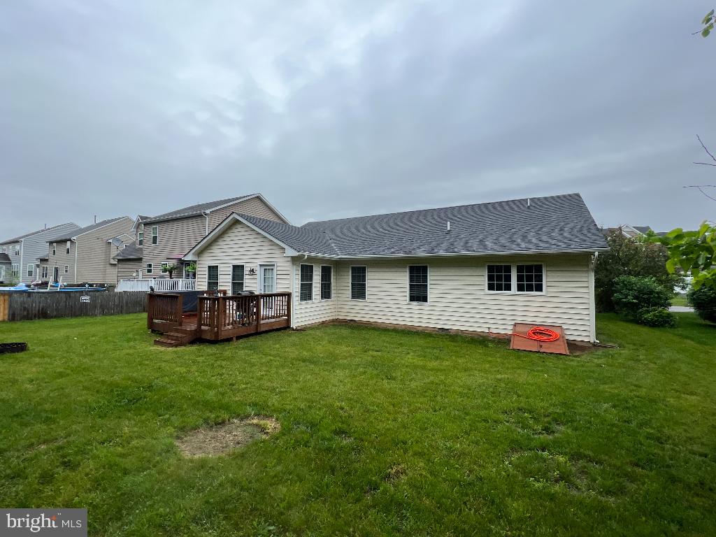 VILLAGE OF WASHINGTON TRAIL - Residential