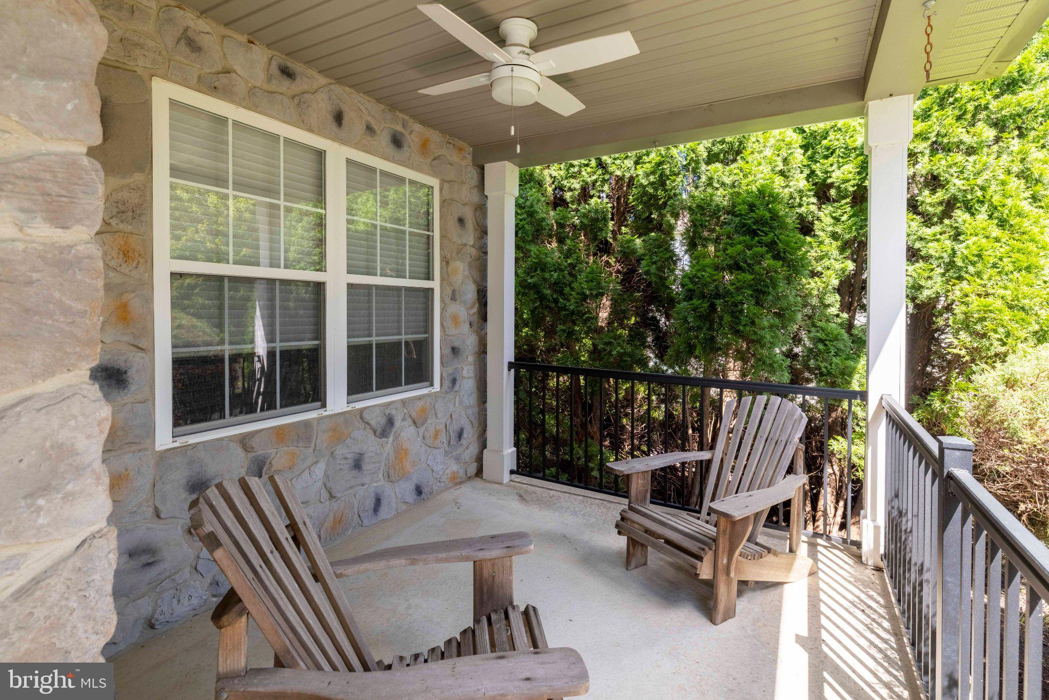 212 SOMERSET CIRCLE