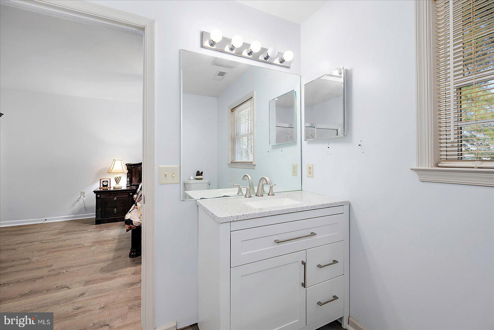 SCHUMAKER MANOR - Residential