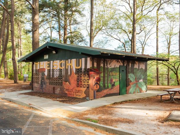 SCHUMAKER MANOR - Residential