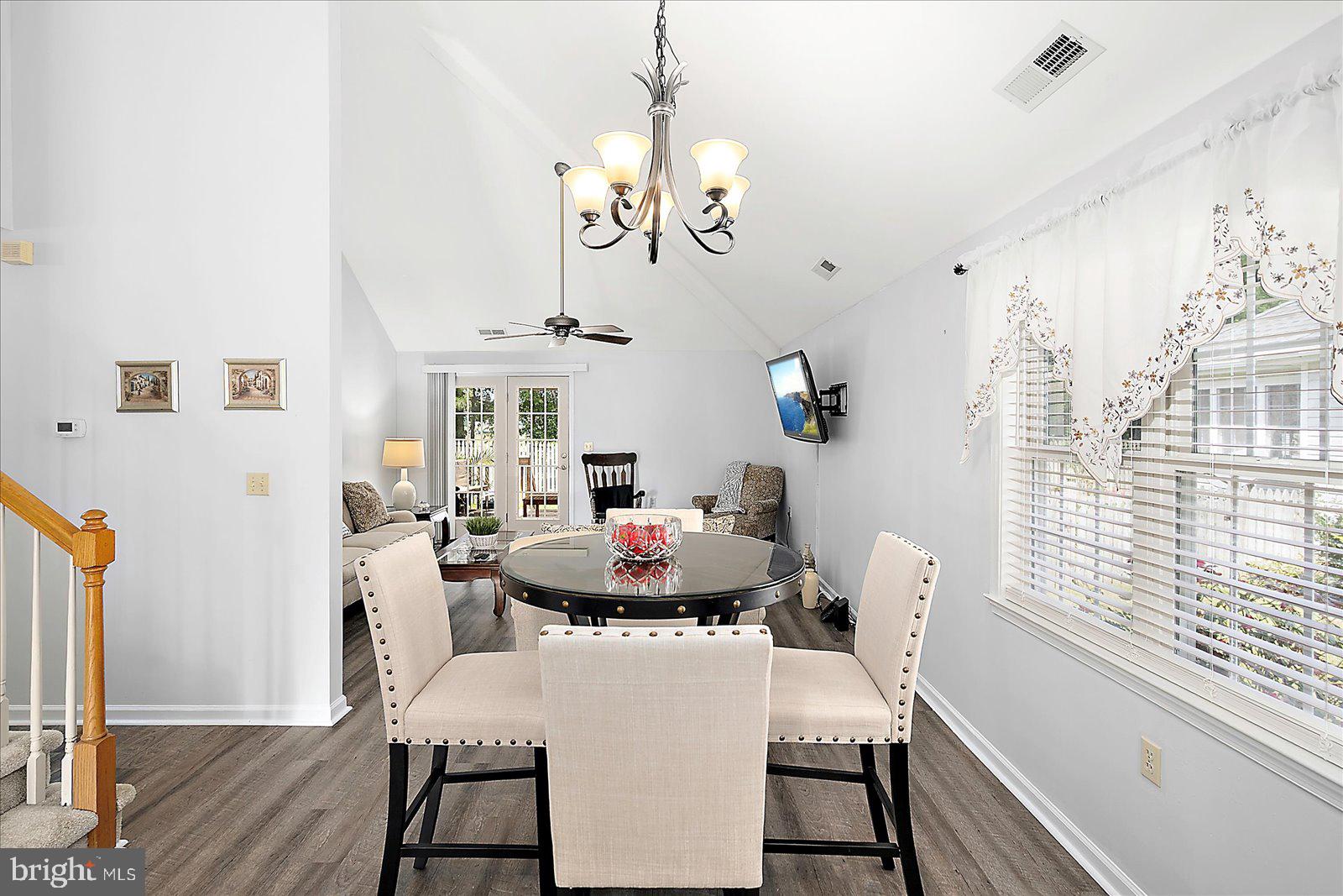 SCHUMAKER MANOR - Residential