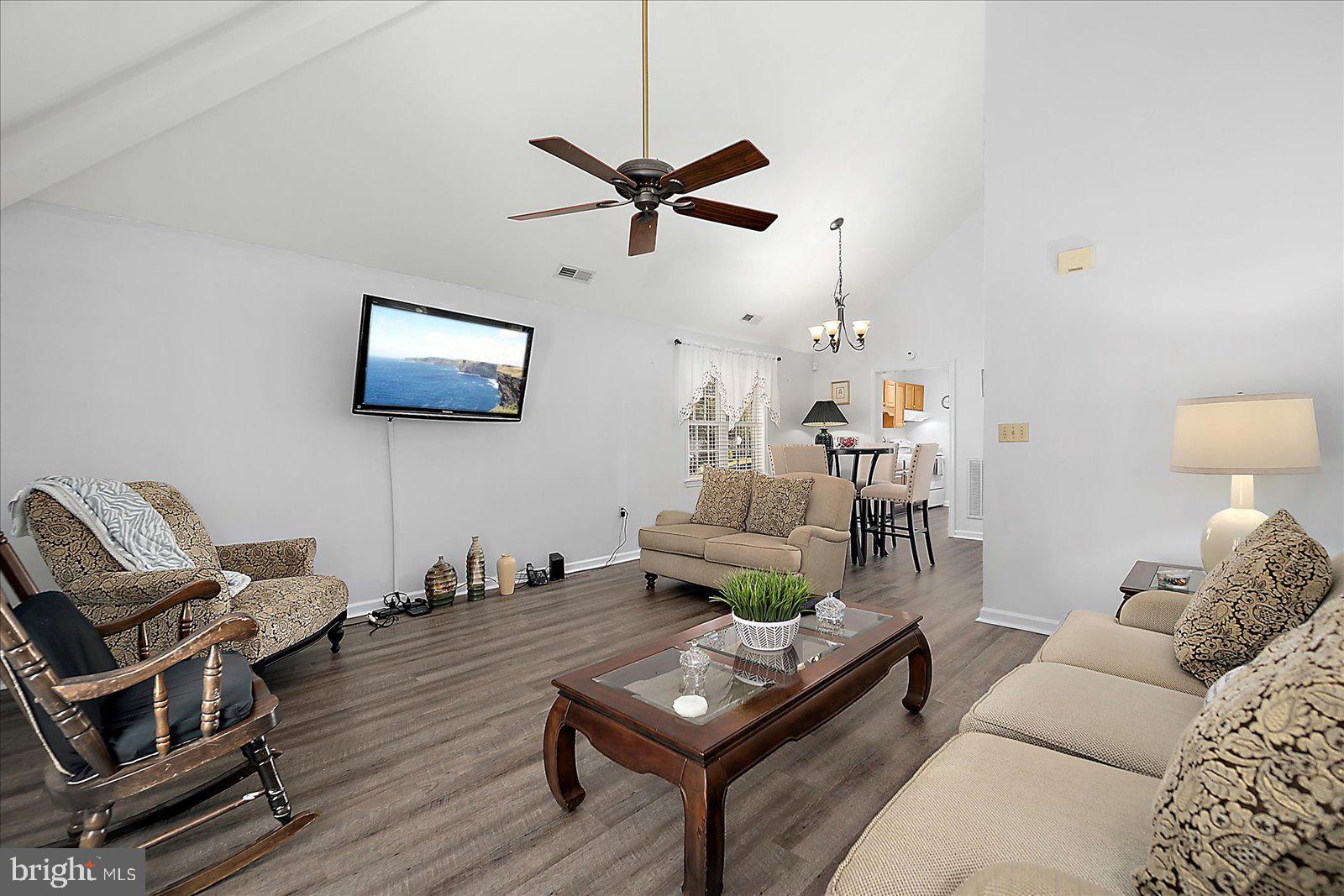 SCHUMAKER MANOR - Residential