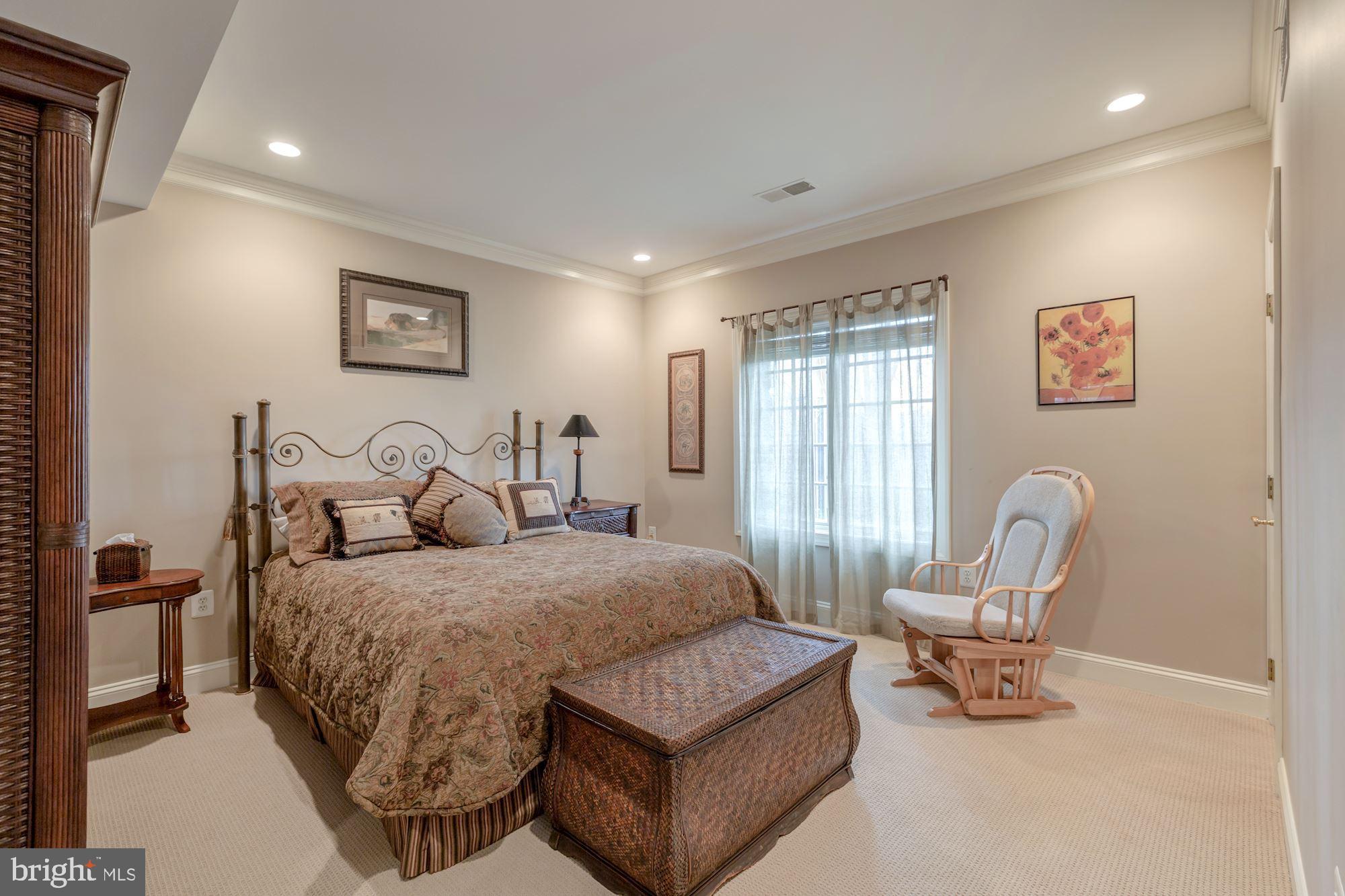 THE RESERVE - Residential