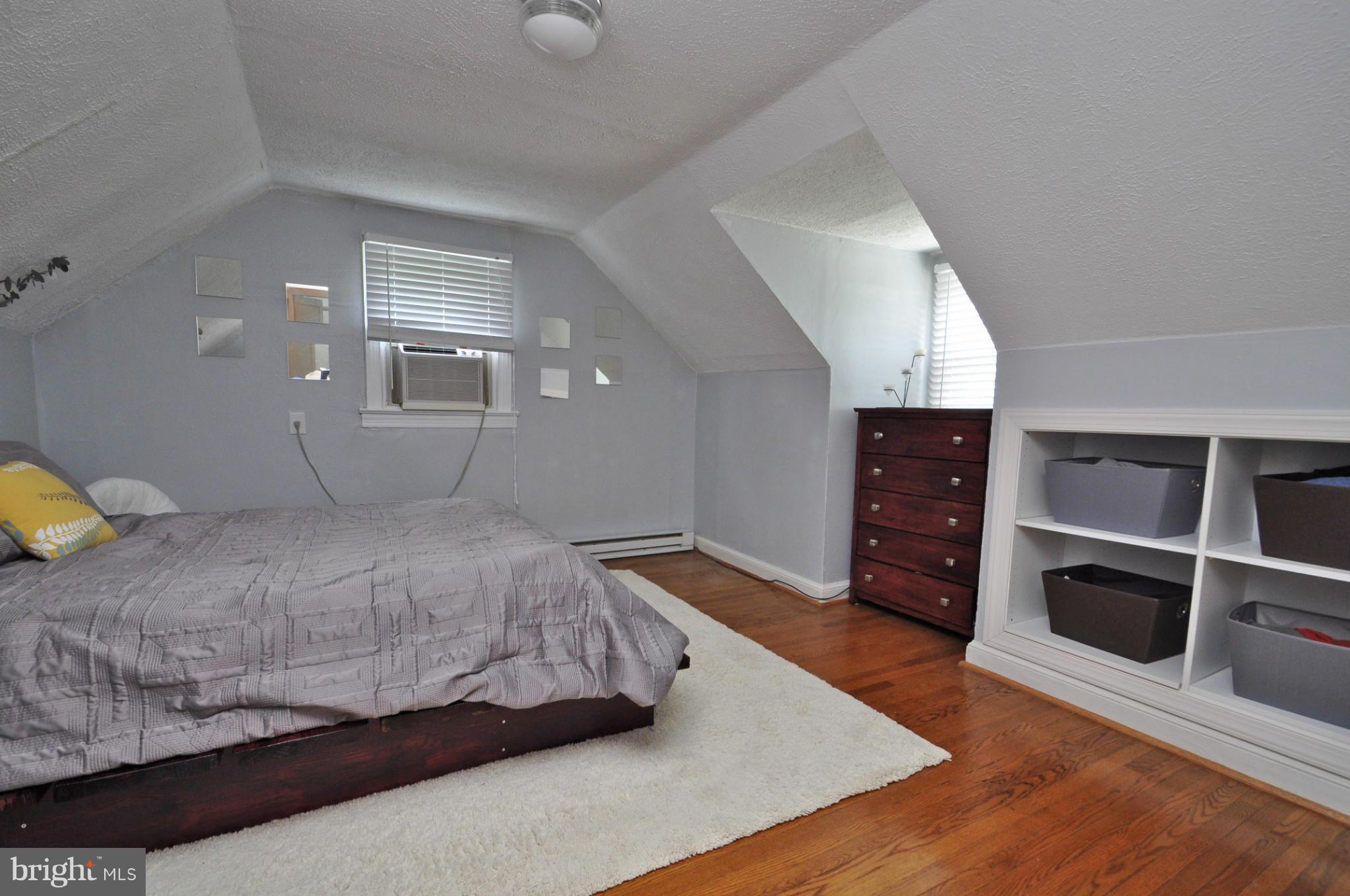 JACKSON PARK - Residential Lease