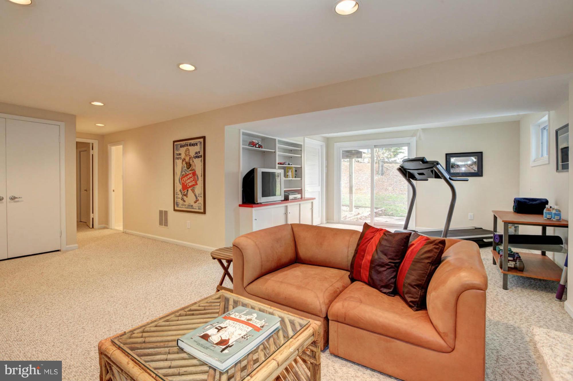 BEDFORDSHIRE - Residential