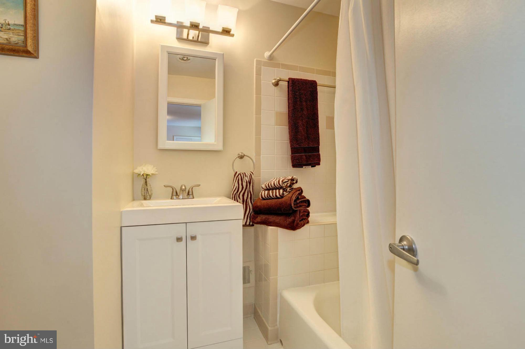 BEDFORDSHIRE - Residential