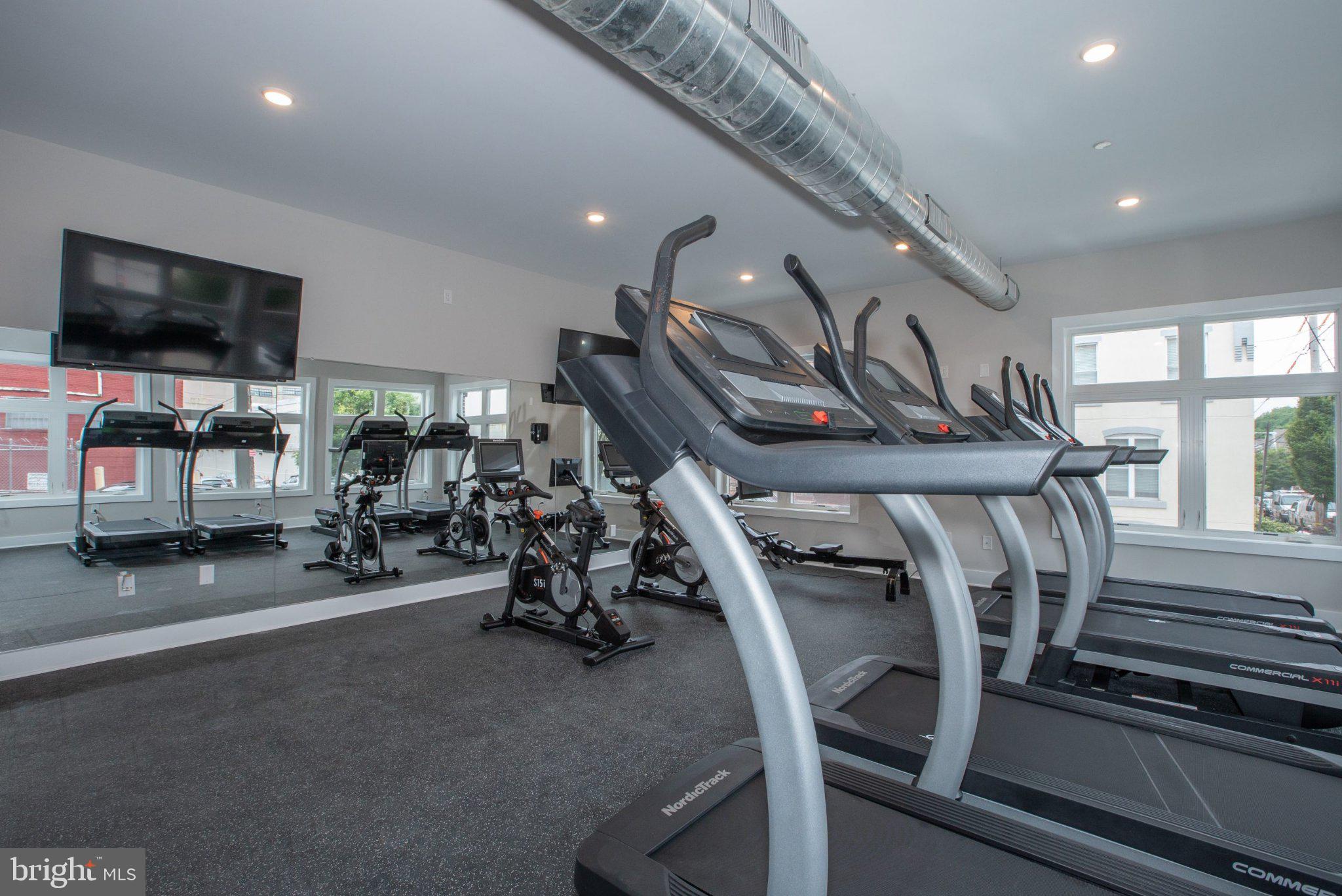 2940 W THOMPSON STREET UNIT 308