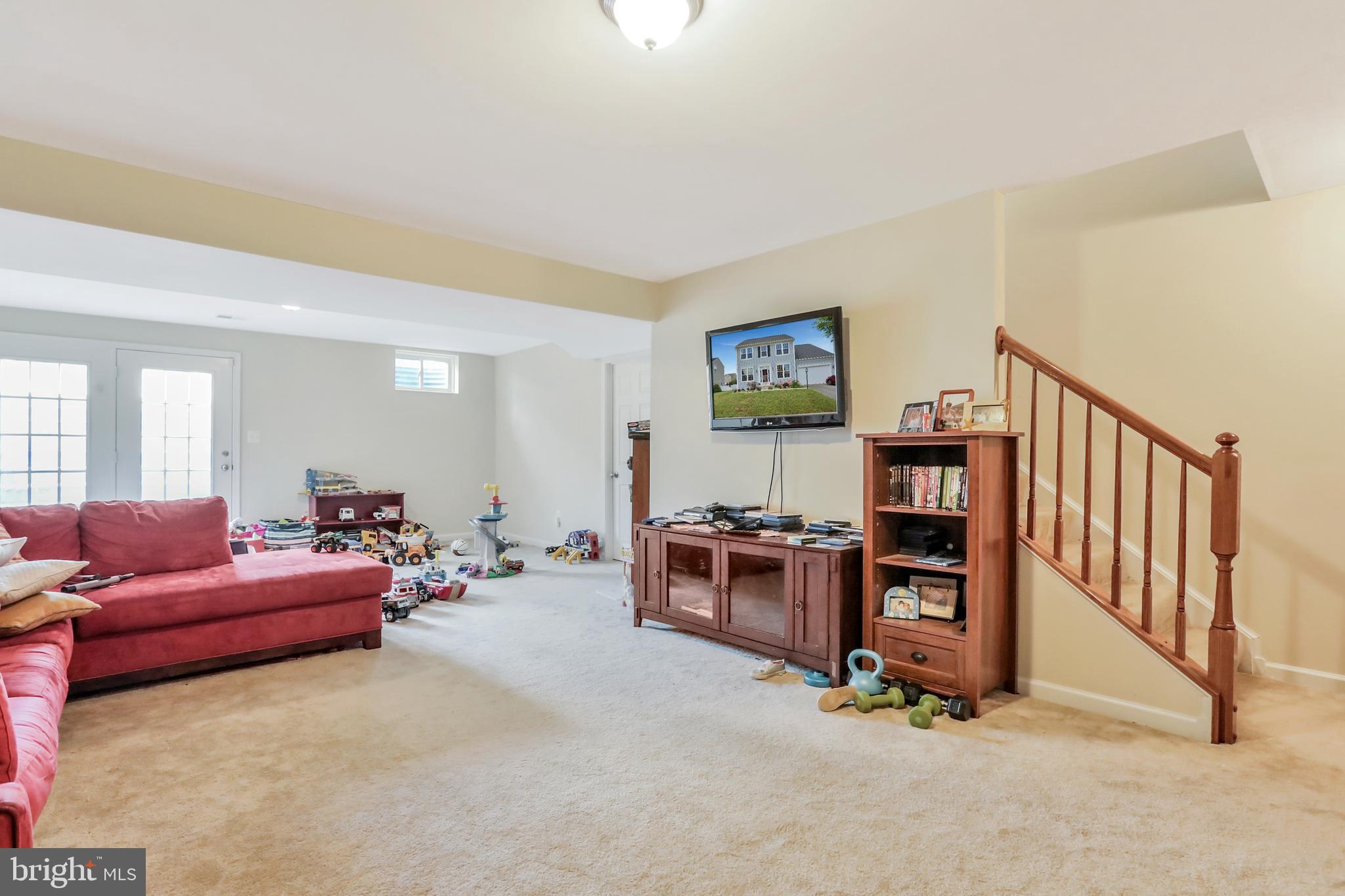 LAKELAND PLACE - Residential