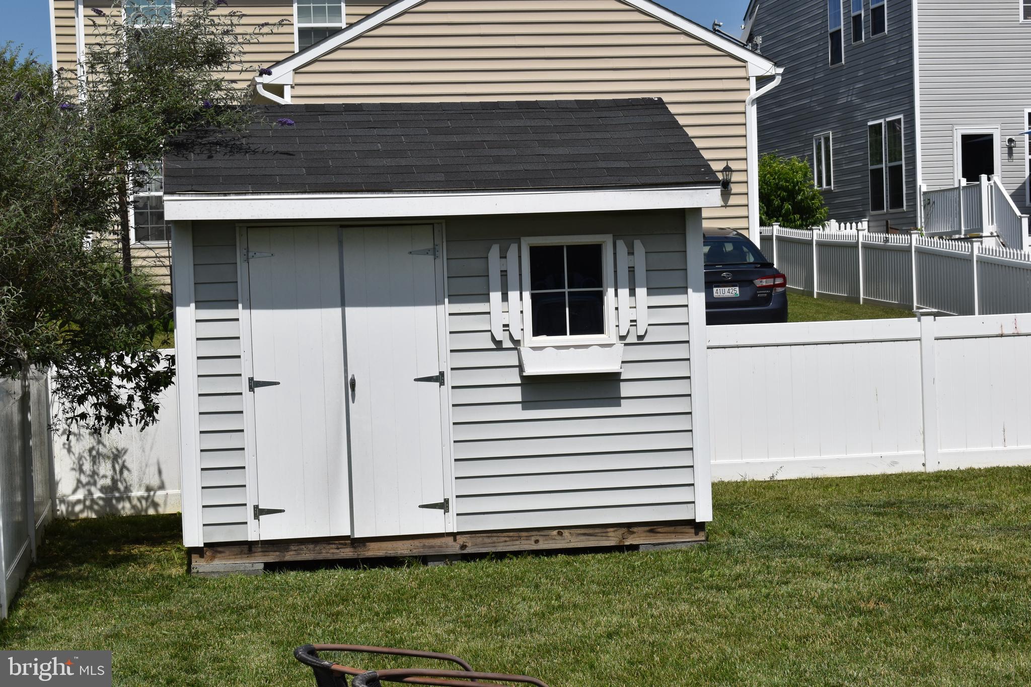 LAKELAND PLACE - Residential