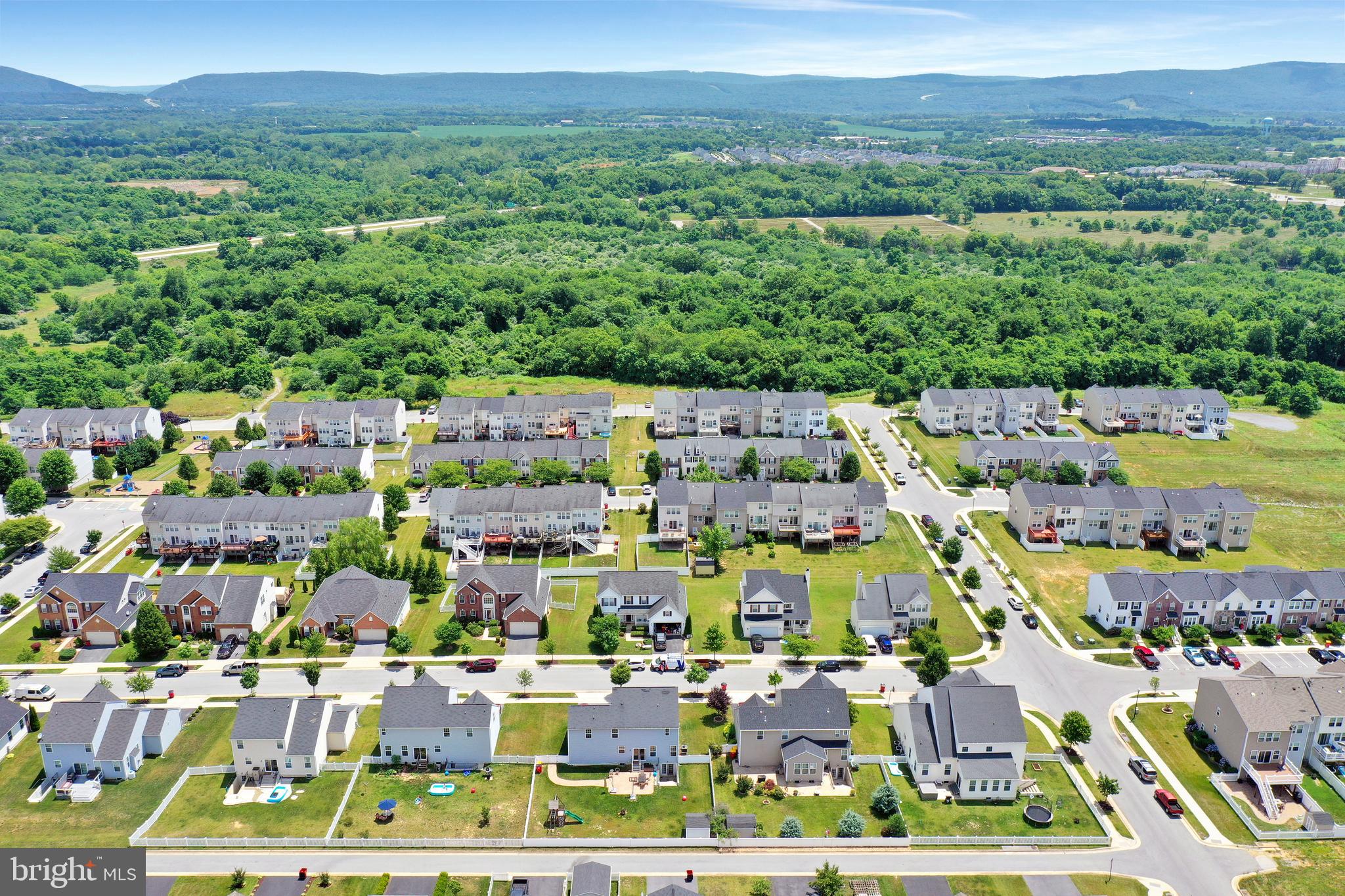 LAKELAND PLACE - Residential