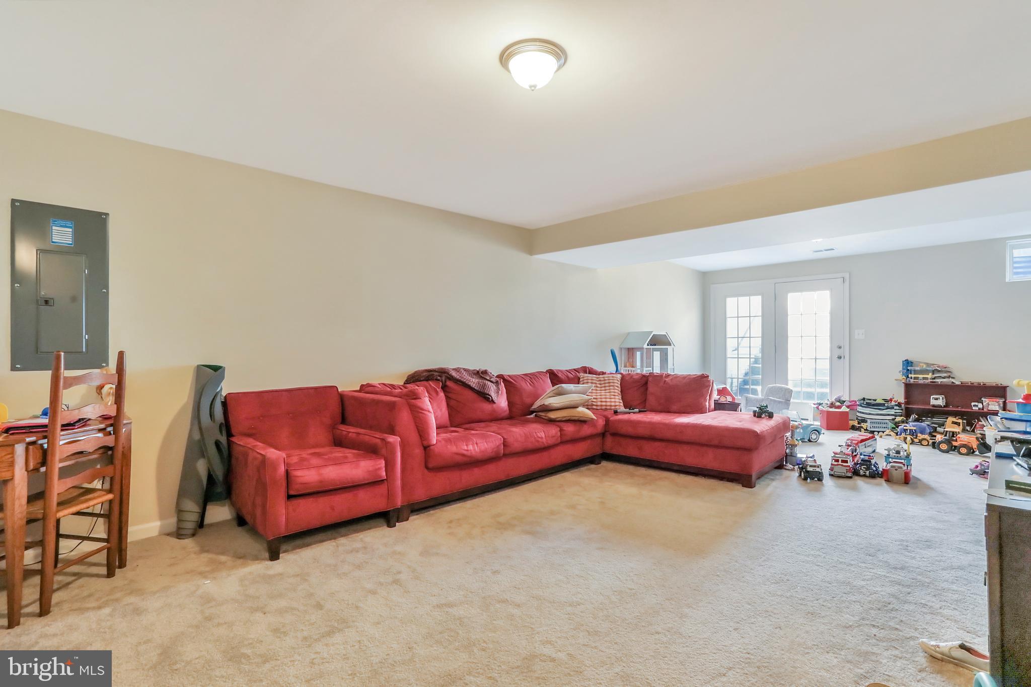 LAKELAND PLACE - Residential