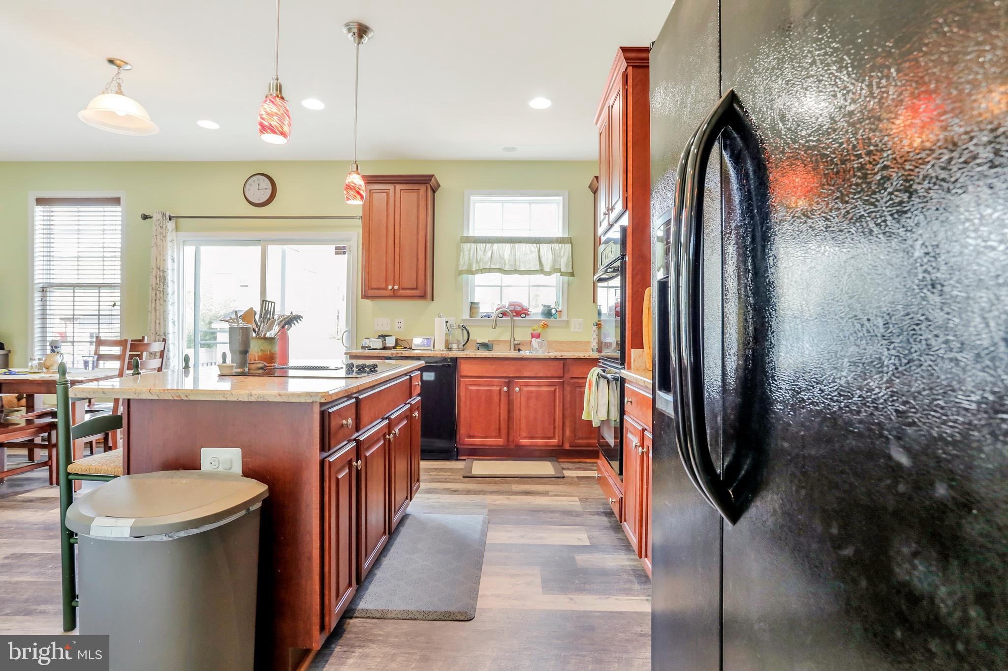 LAKELAND PLACE - Residential