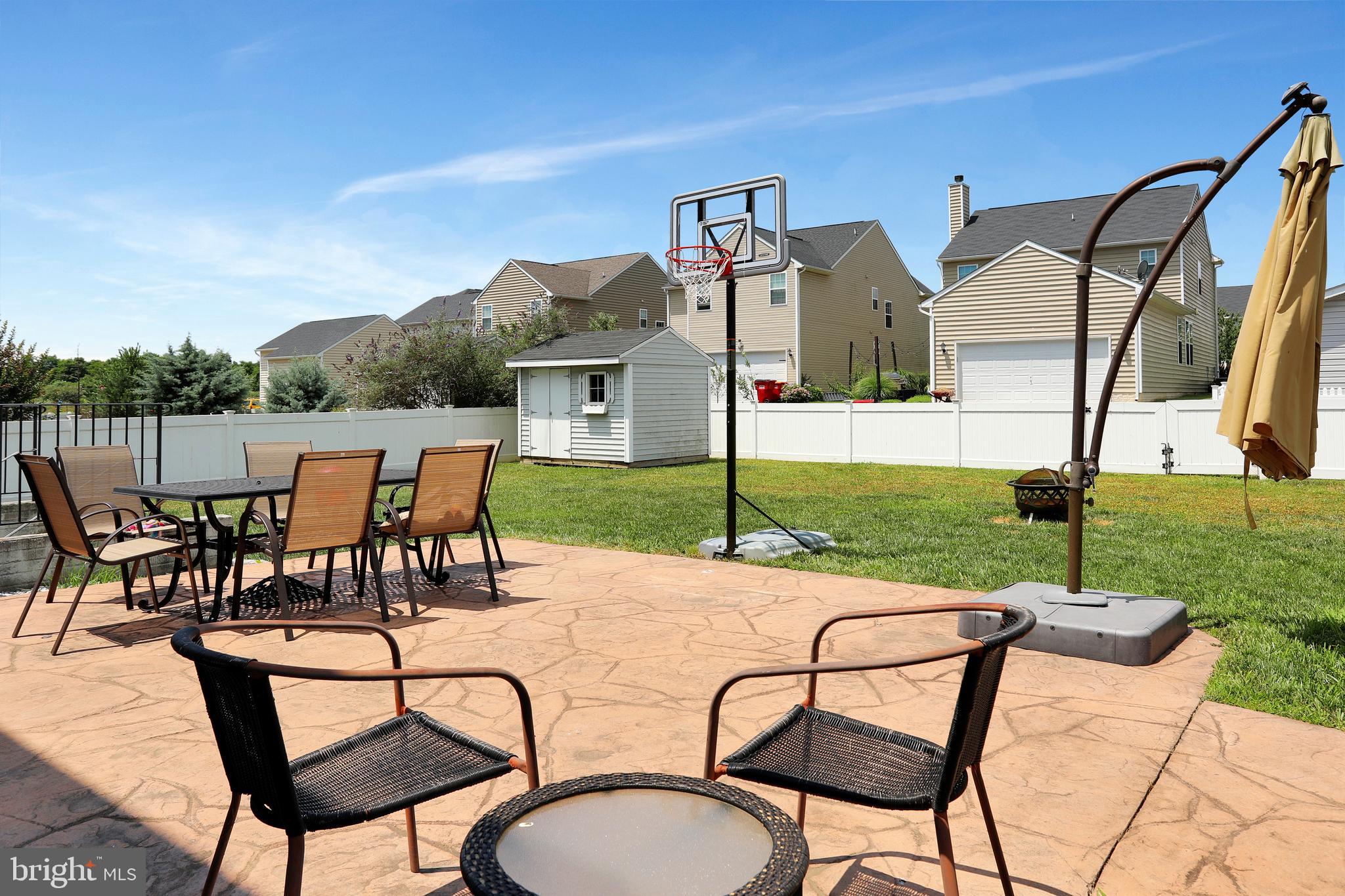 LAKELAND PLACE - Residential