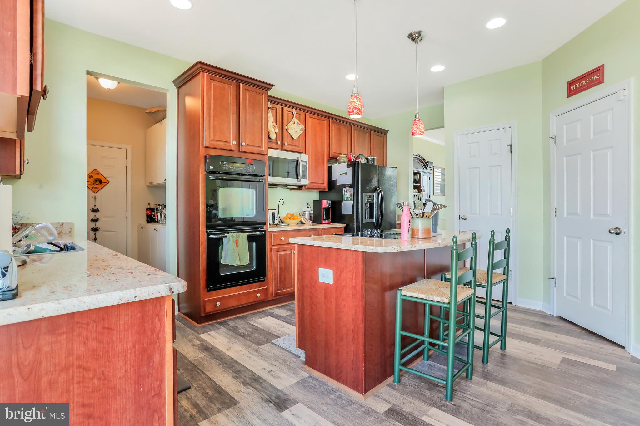 LAKELAND PLACE - Residential