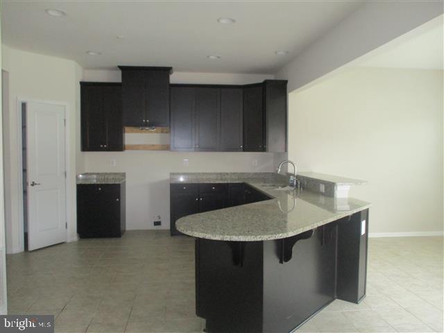 CREEKSIDE VILLAGE AT TANYARD SPRINGS - Residential