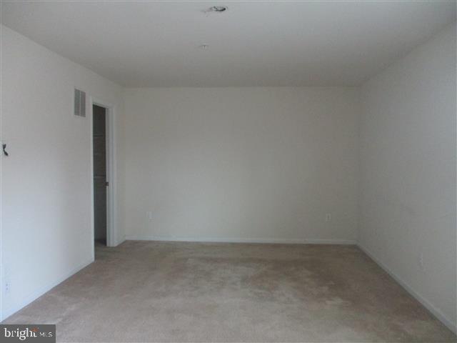 CREEKSIDE VILLAGE AT TANYARD SPRINGS - Residential