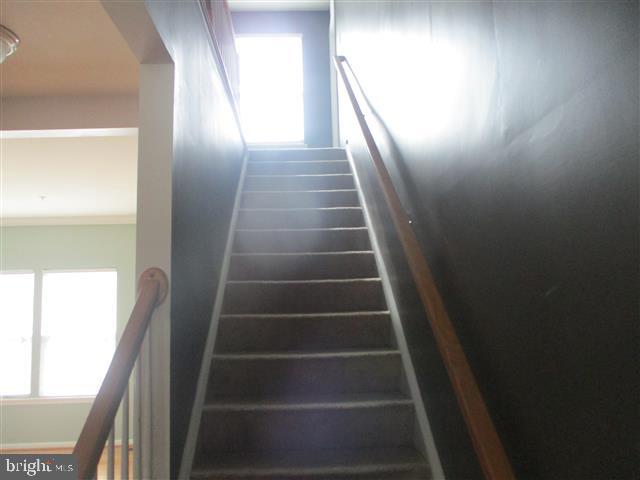 CREEKSIDE VILLAGE AT TANYARD SPRINGS - Residential