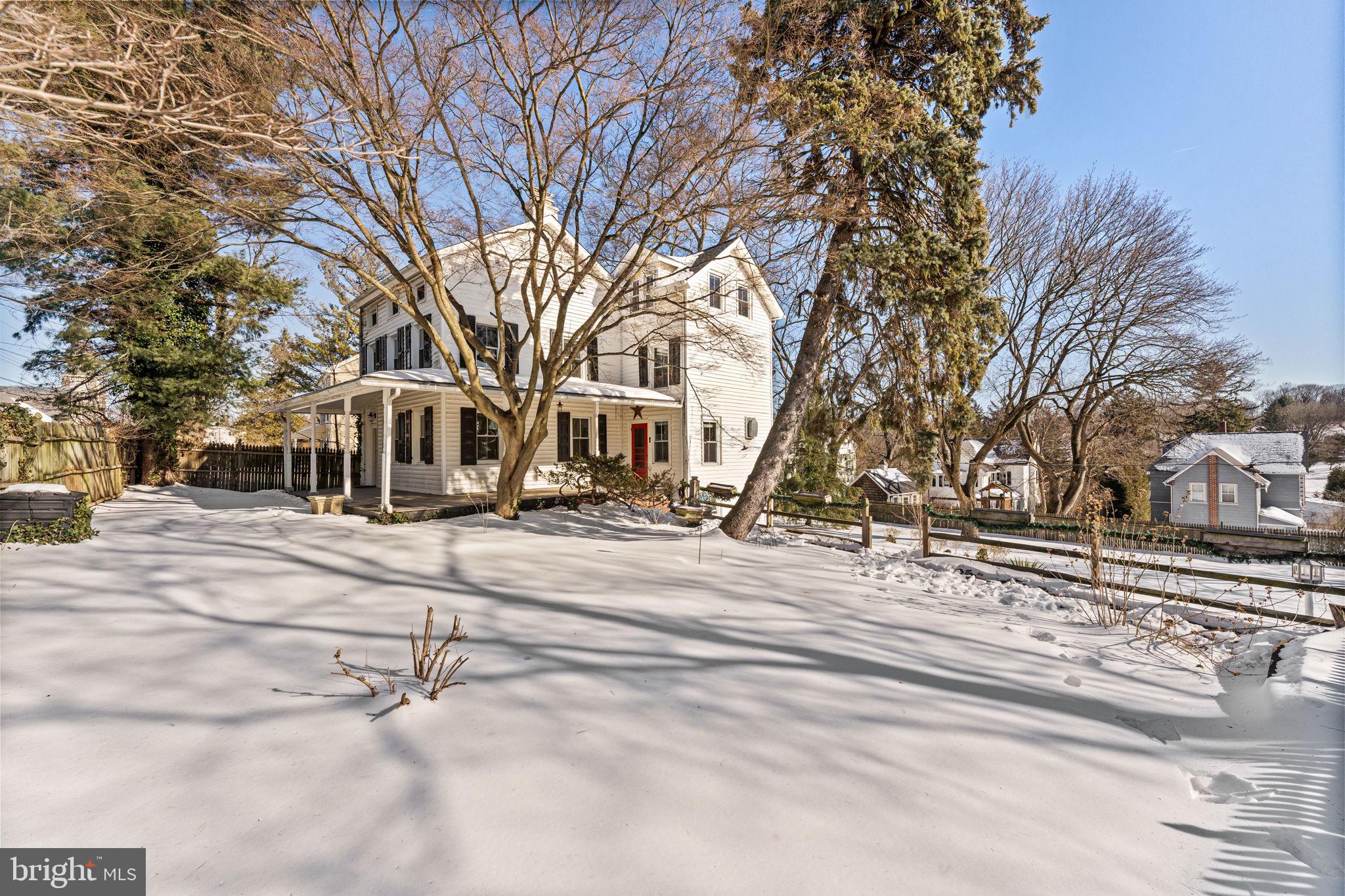 LAFAYETTE HILL - Residential