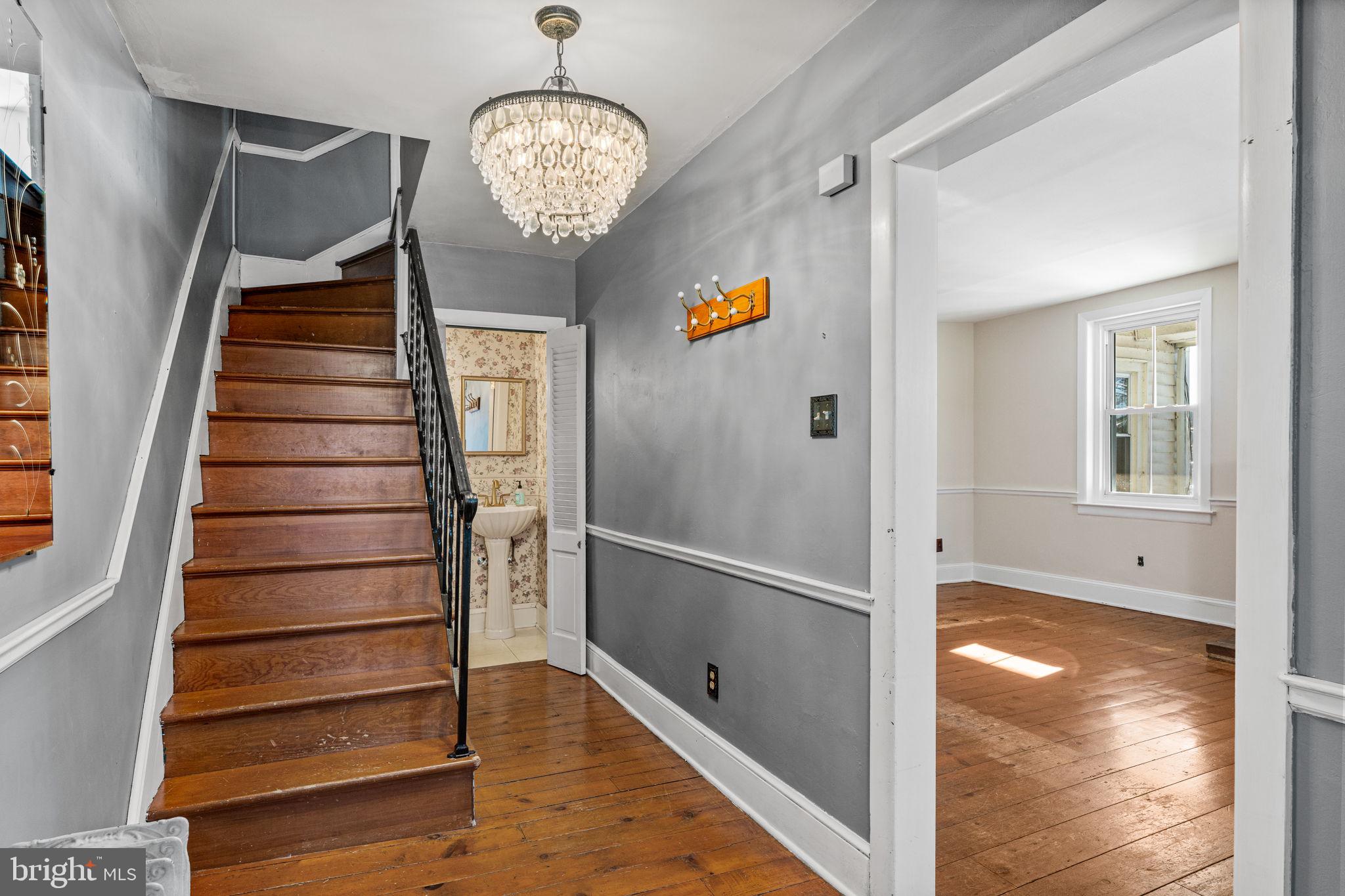 LAFAYETTE HILL - Residential