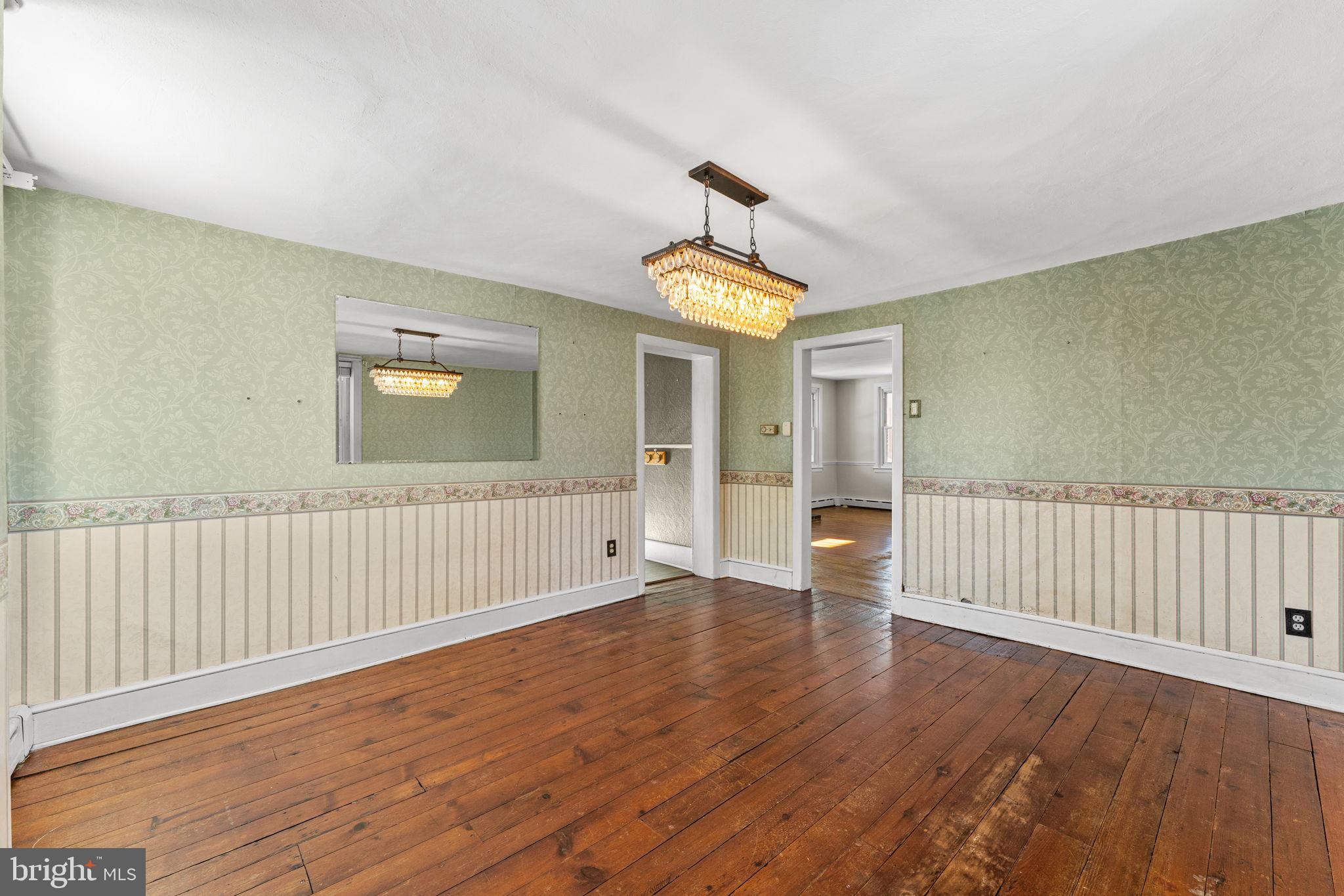 LAFAYETTE HILL - Residential