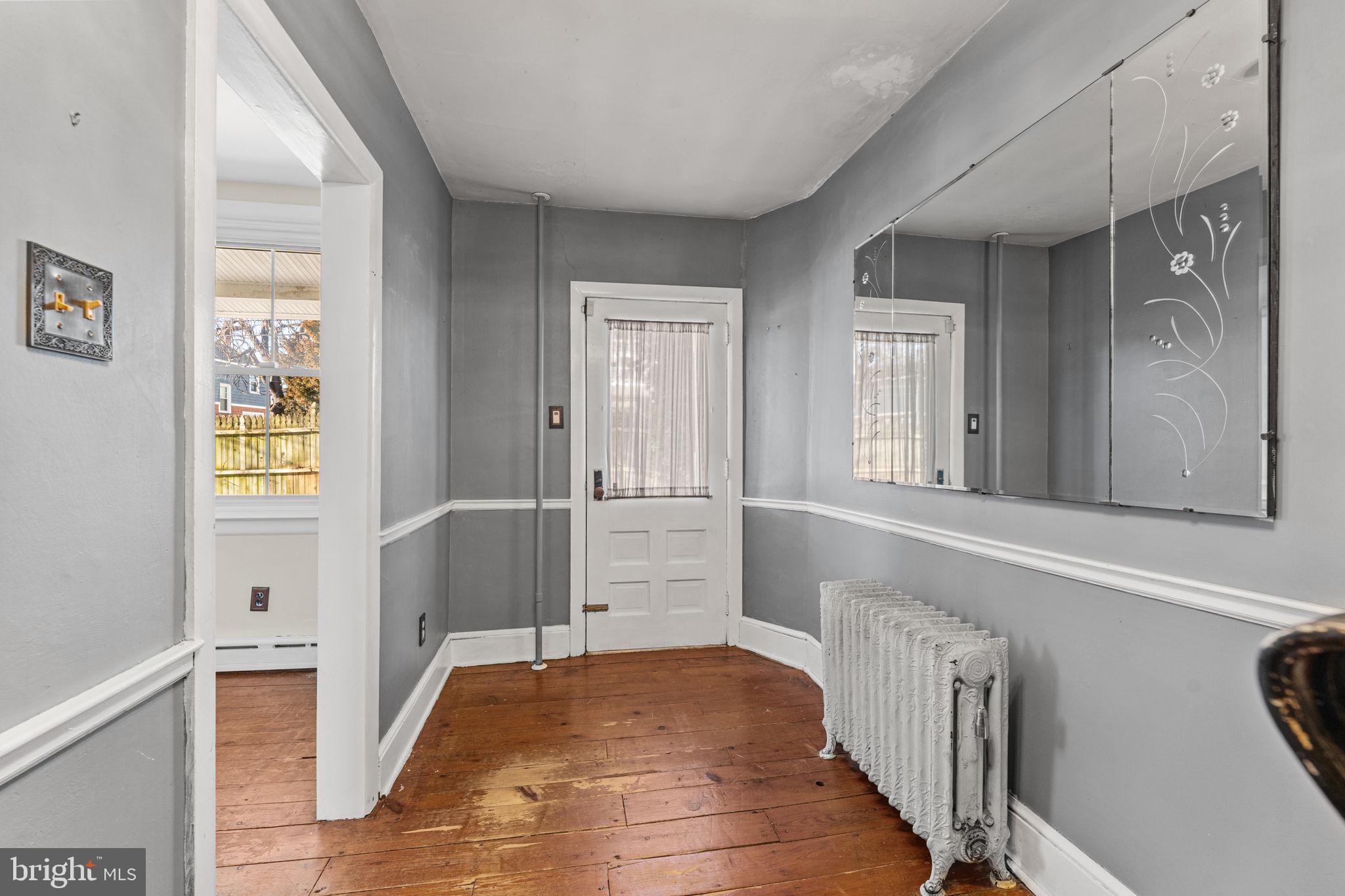 LAFAYETTE HILL - Residential