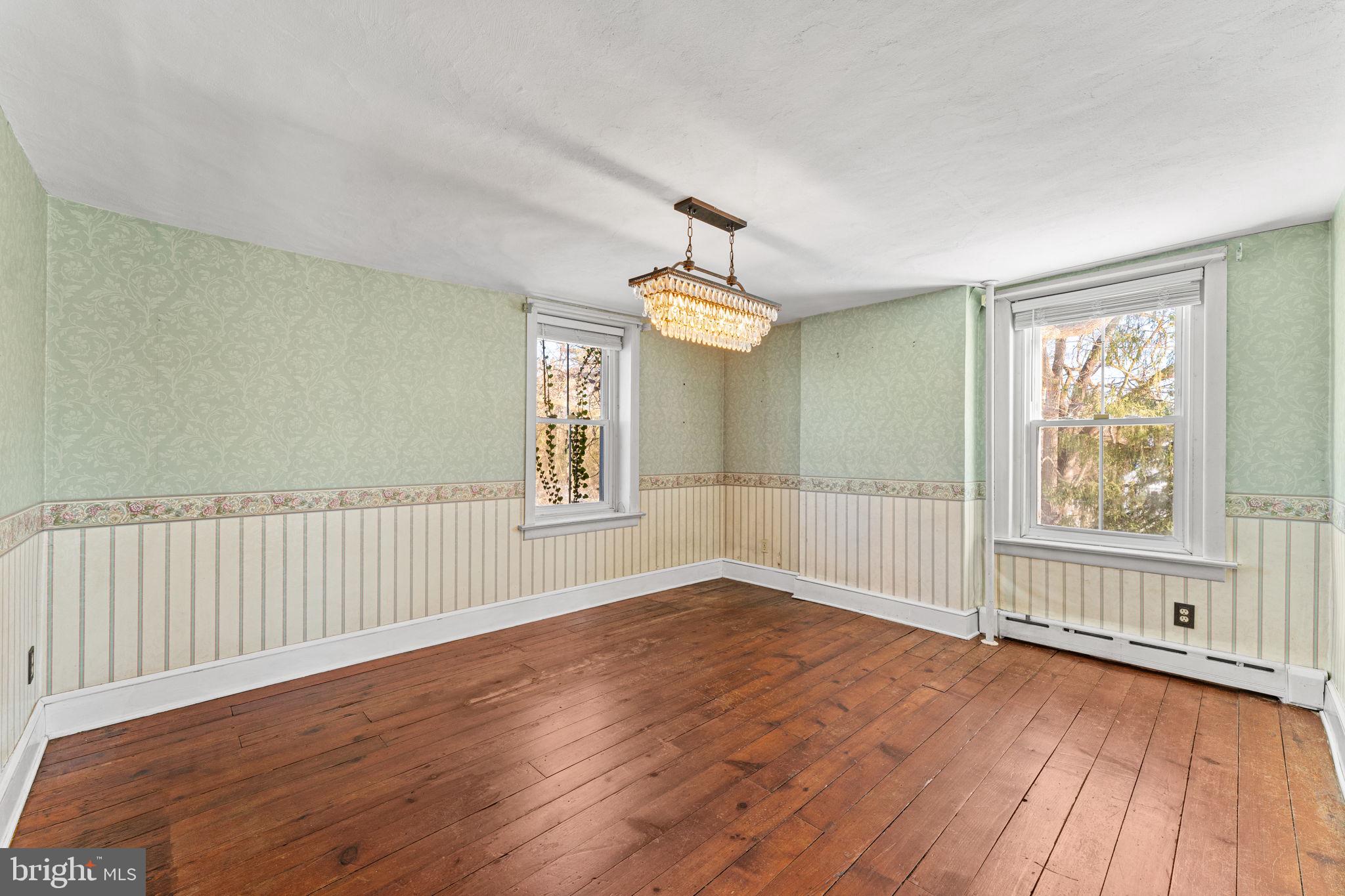 LAFAYETTE HILL - Residential