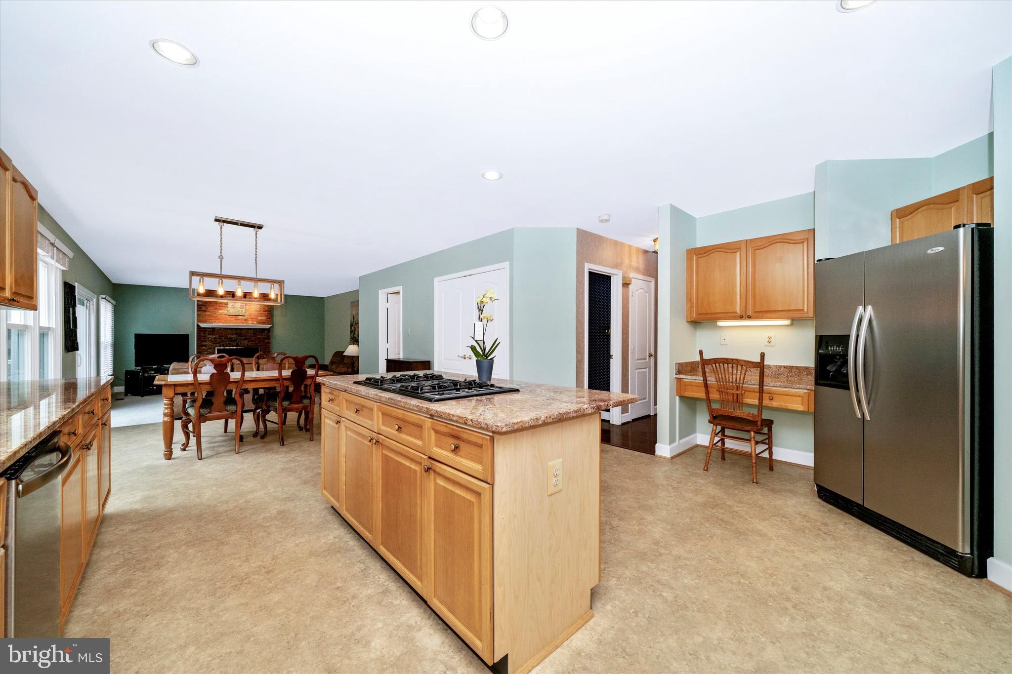 SPRING RIDGE - Residential