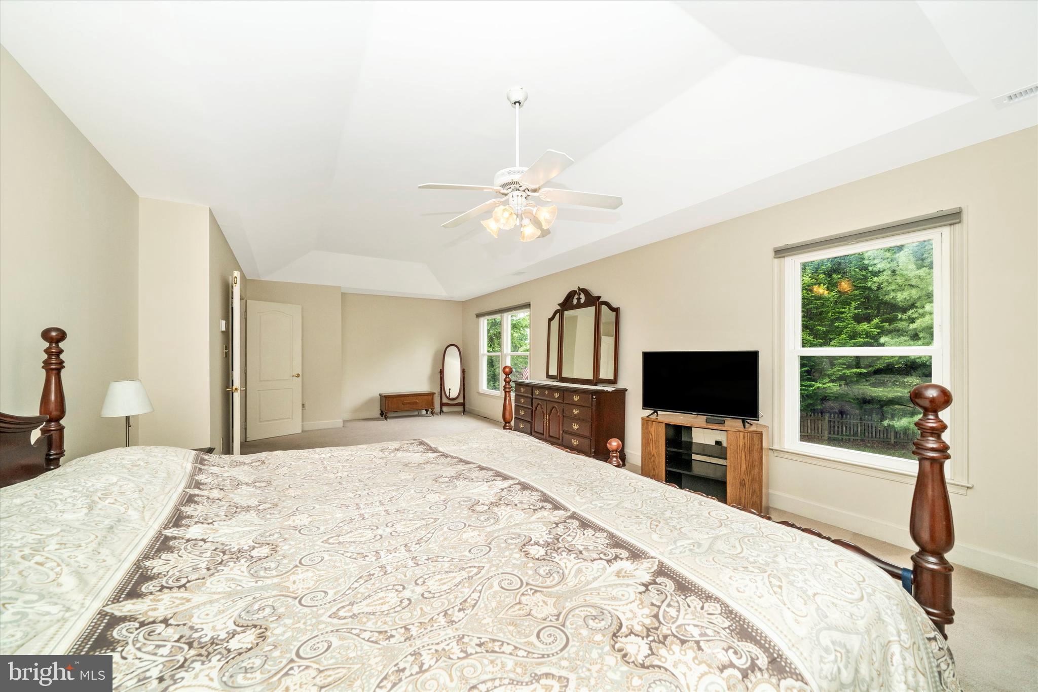SPRING RIDGE - Residential