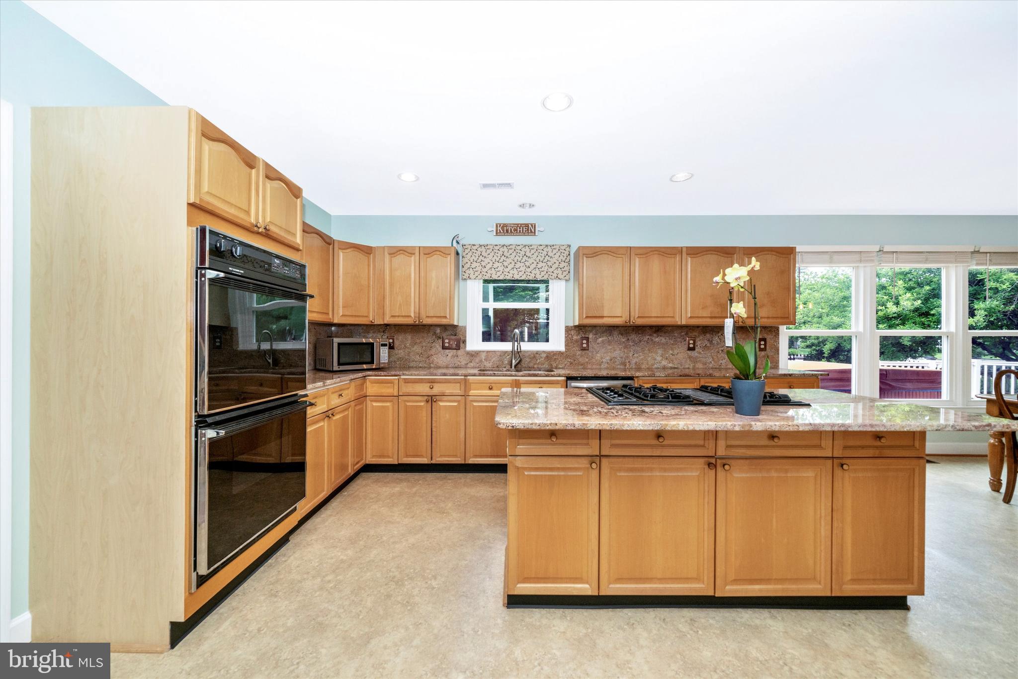 SPRING RIDGE - Residential