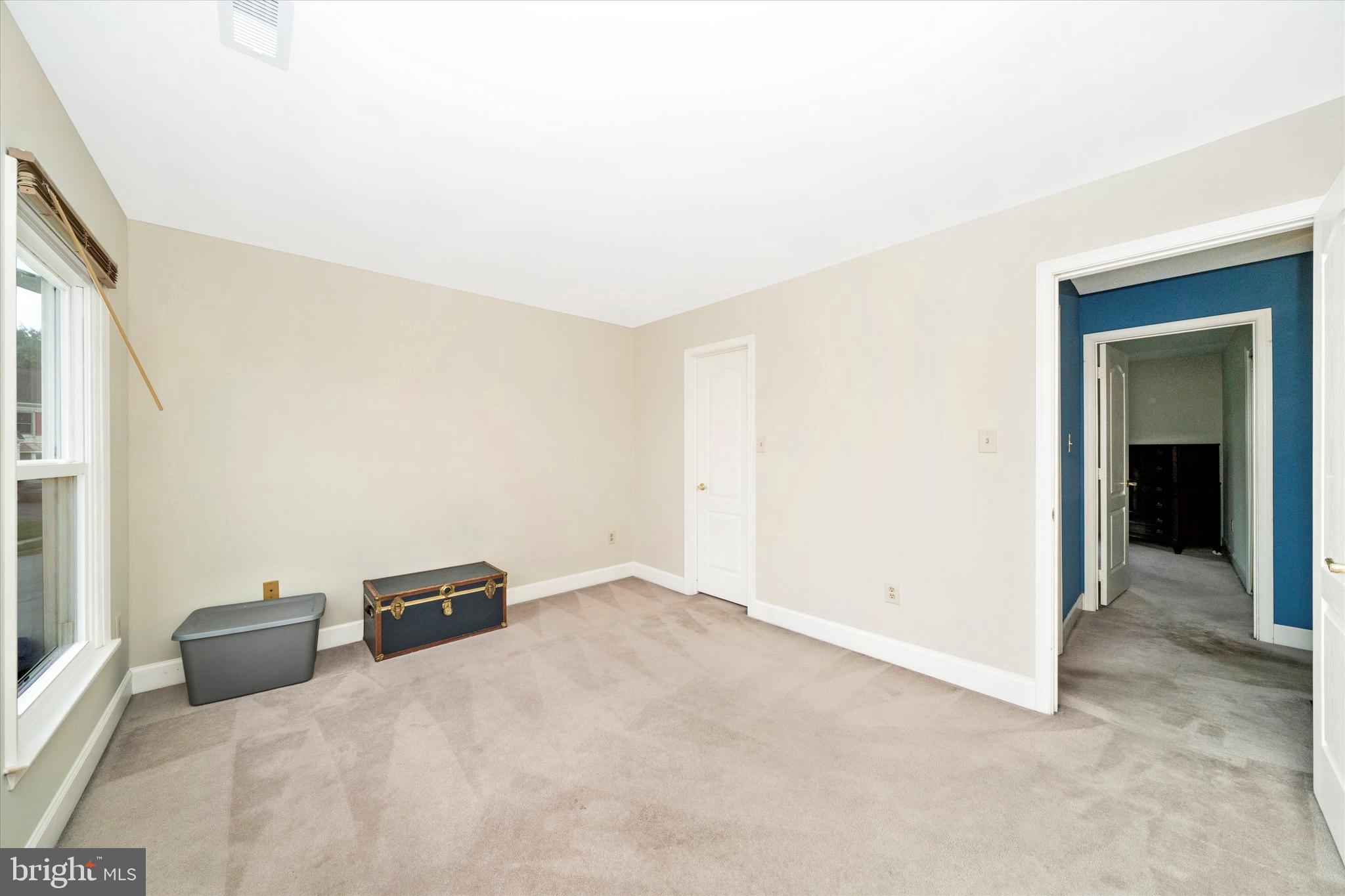 SPRING RIDGE - Residential