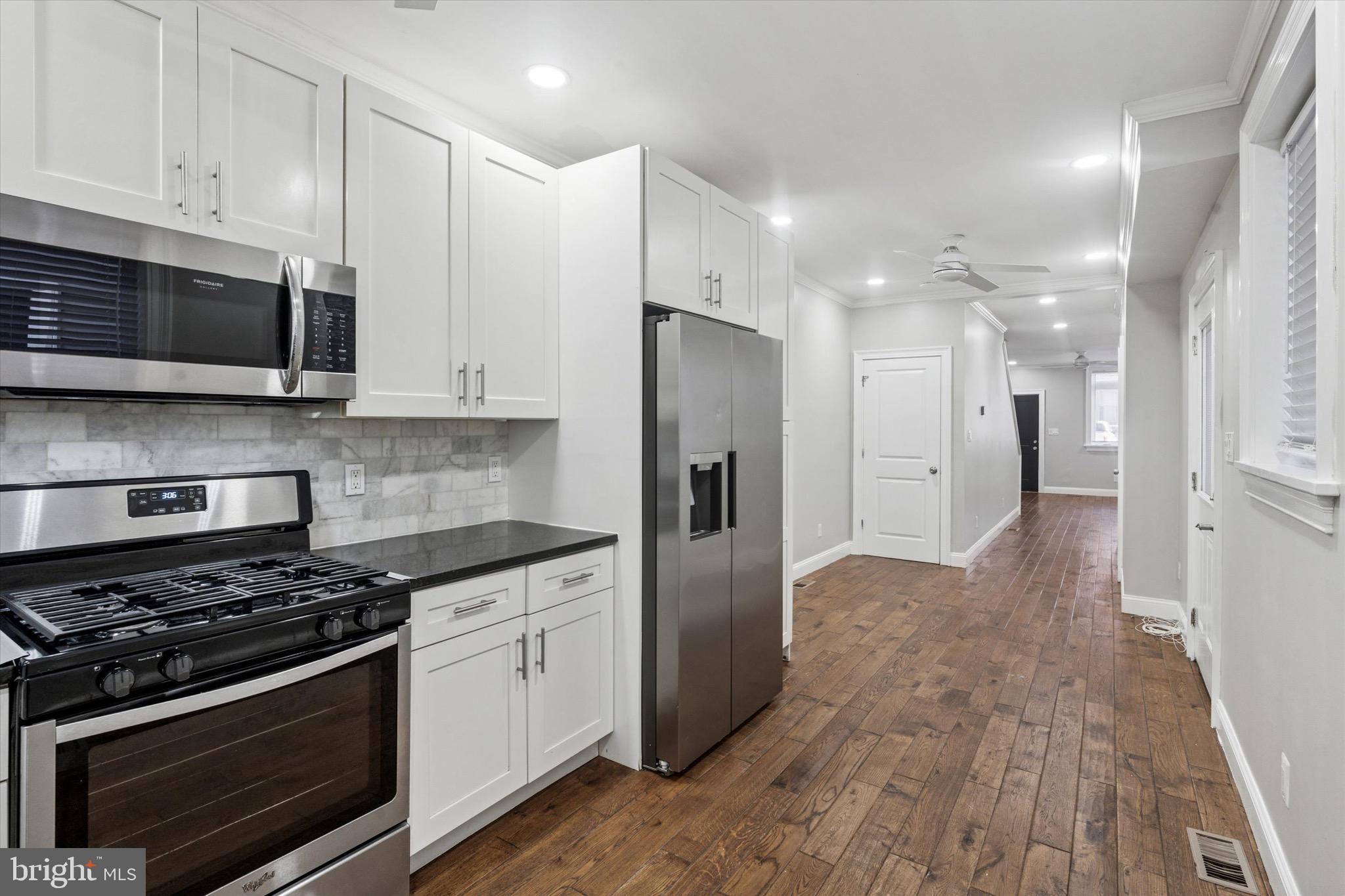 PORT RICHMOND - Residential