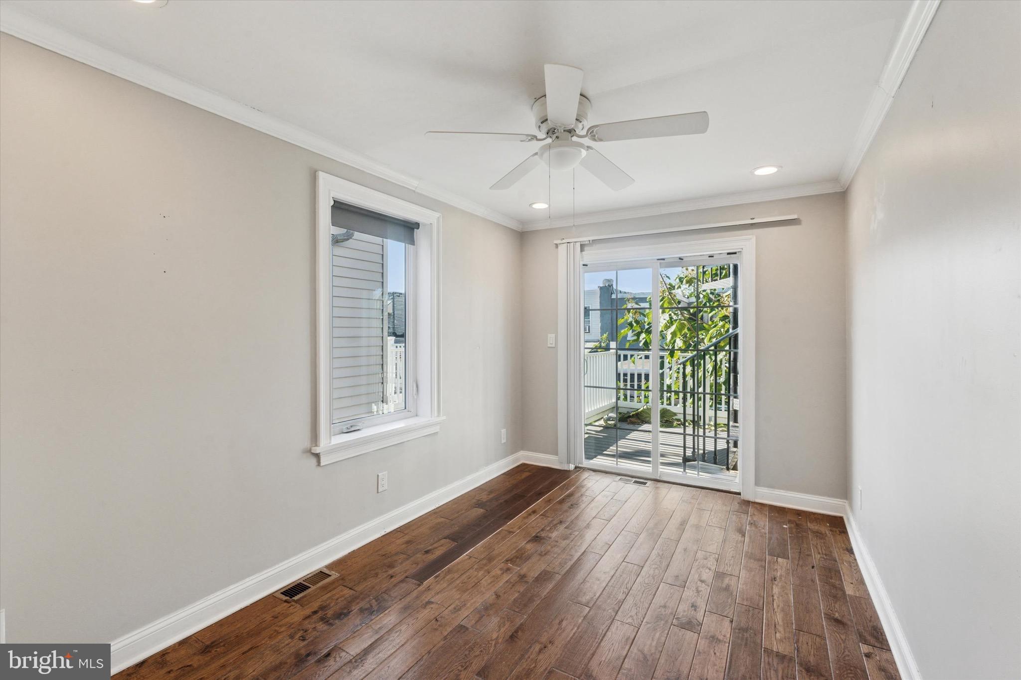 PORT RICHMOND - Residential